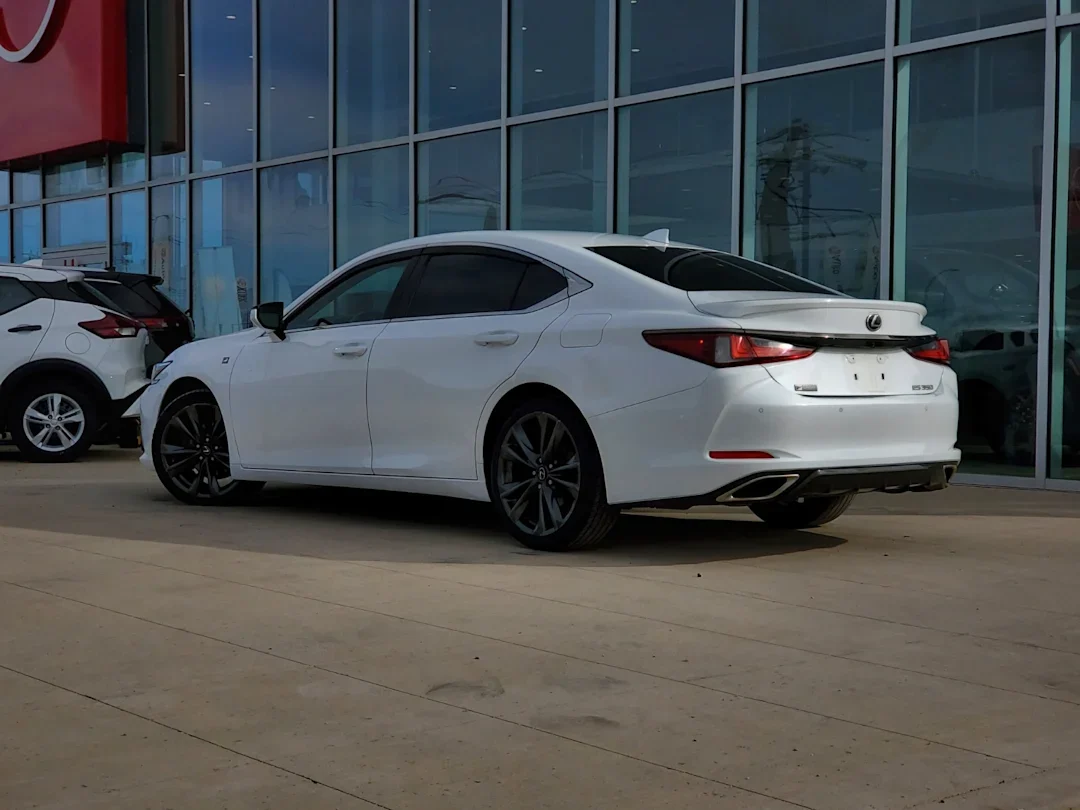 2020 Lexus ES 350 - photo 3