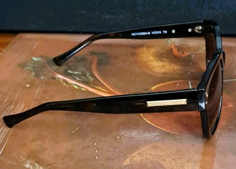 AuthenticVince Camuto VC598TS Designer Tortoise Shell Sunglasses - photo 4