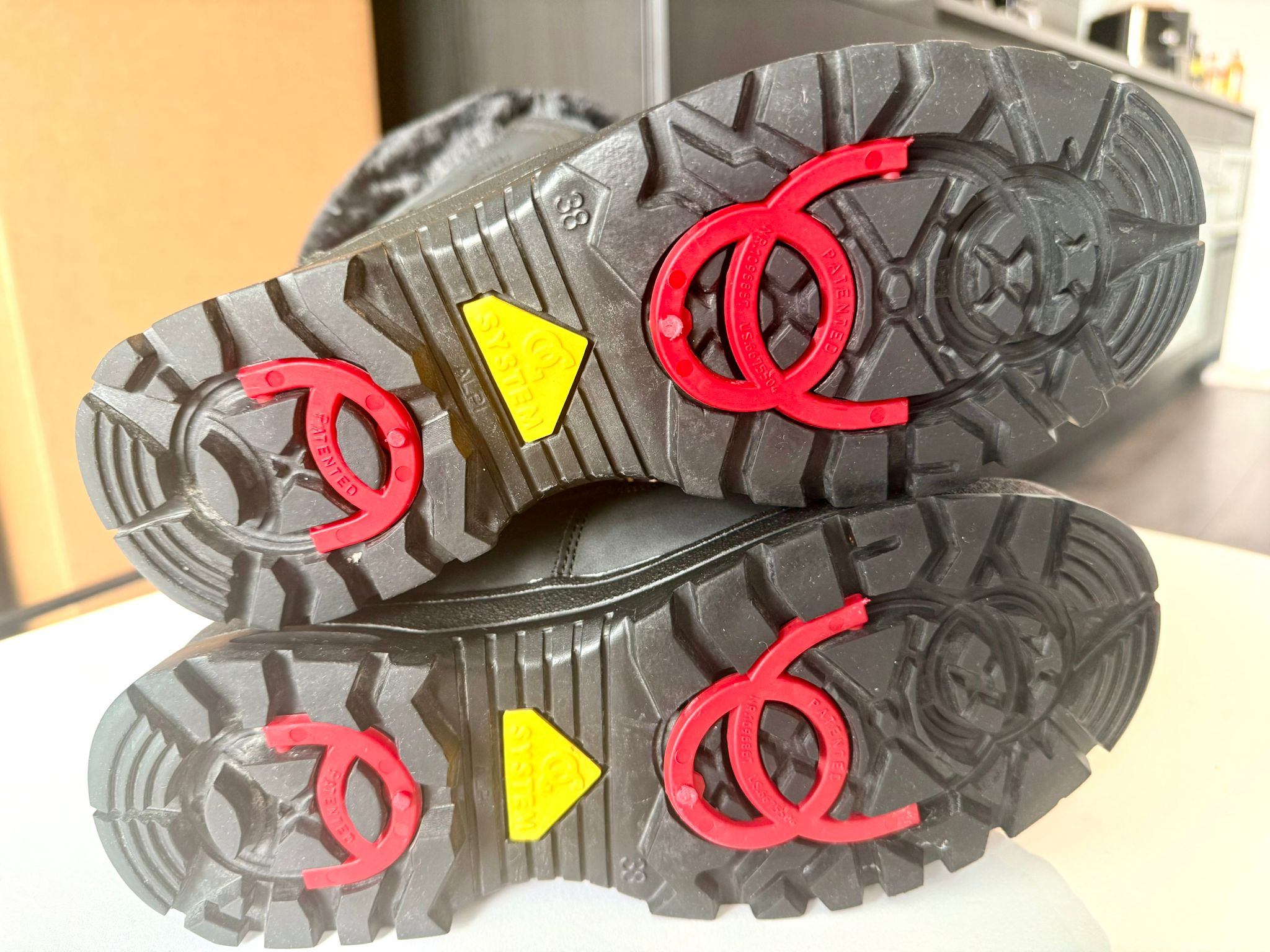 Banff Trail Waterproof Boots - Size 8 - photo 5