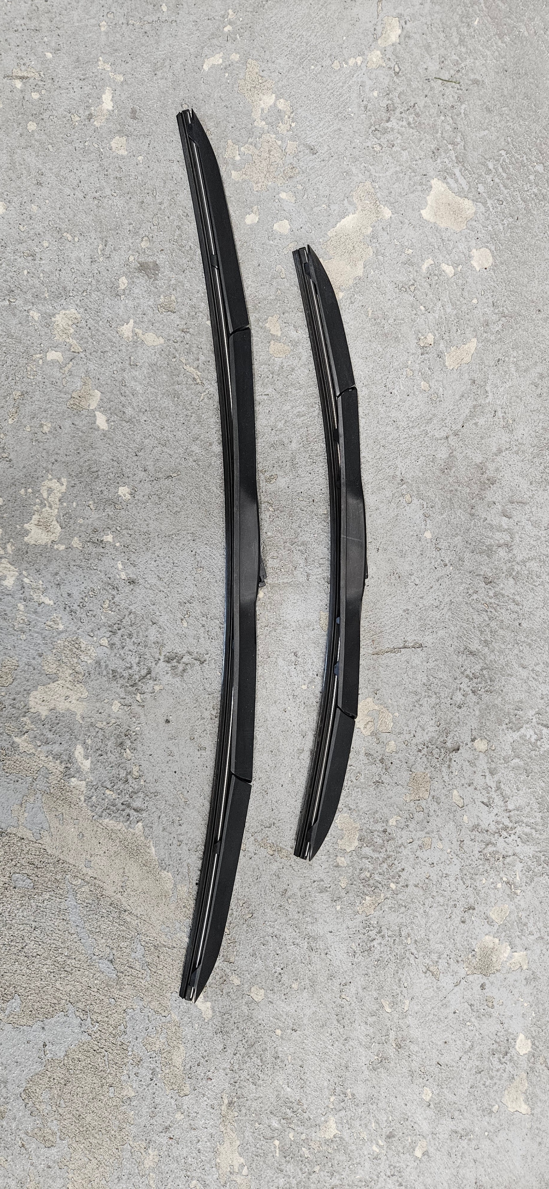 TOYOTA CAMRY WIPER BLADES