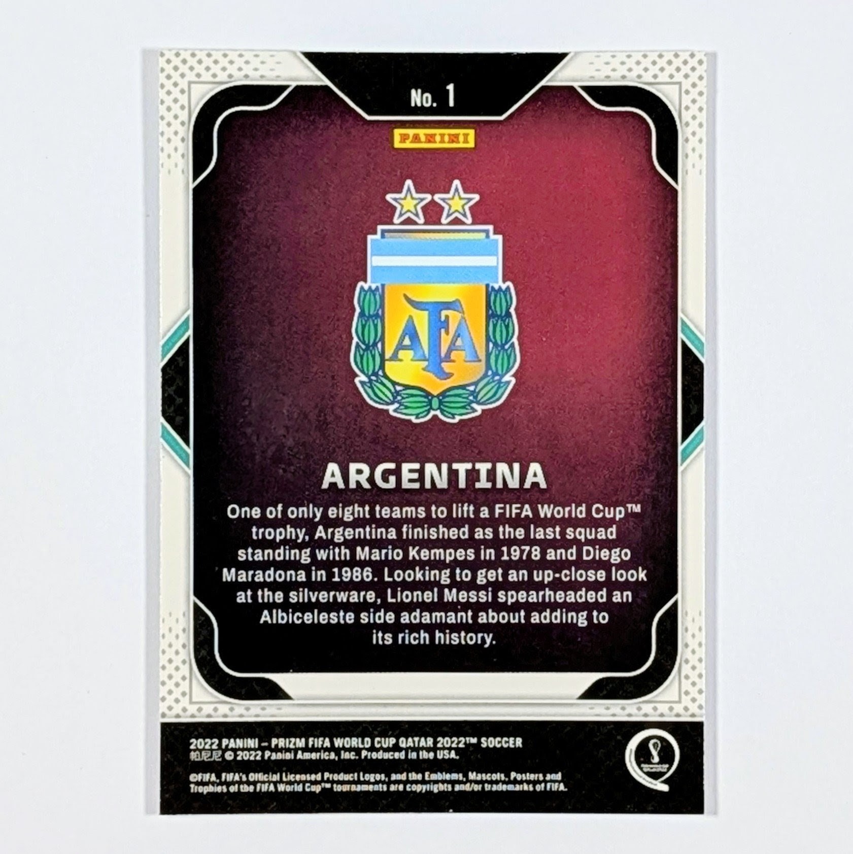 2022 Panini Prizm World Cup Argentina Team Badge Silver Prizm #1 - photo 2