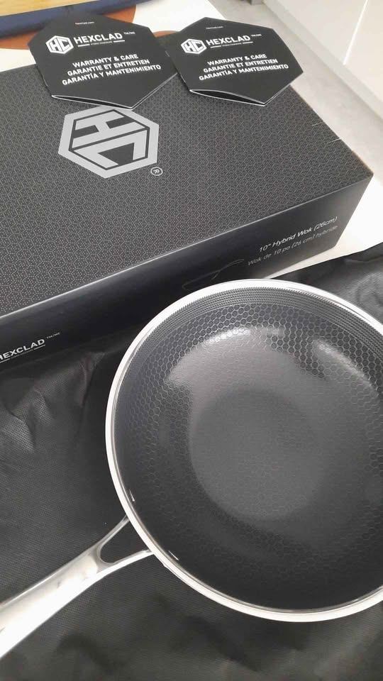 Brand new - HexClad Hybrid Nonstick Wok 25cm (10inch)