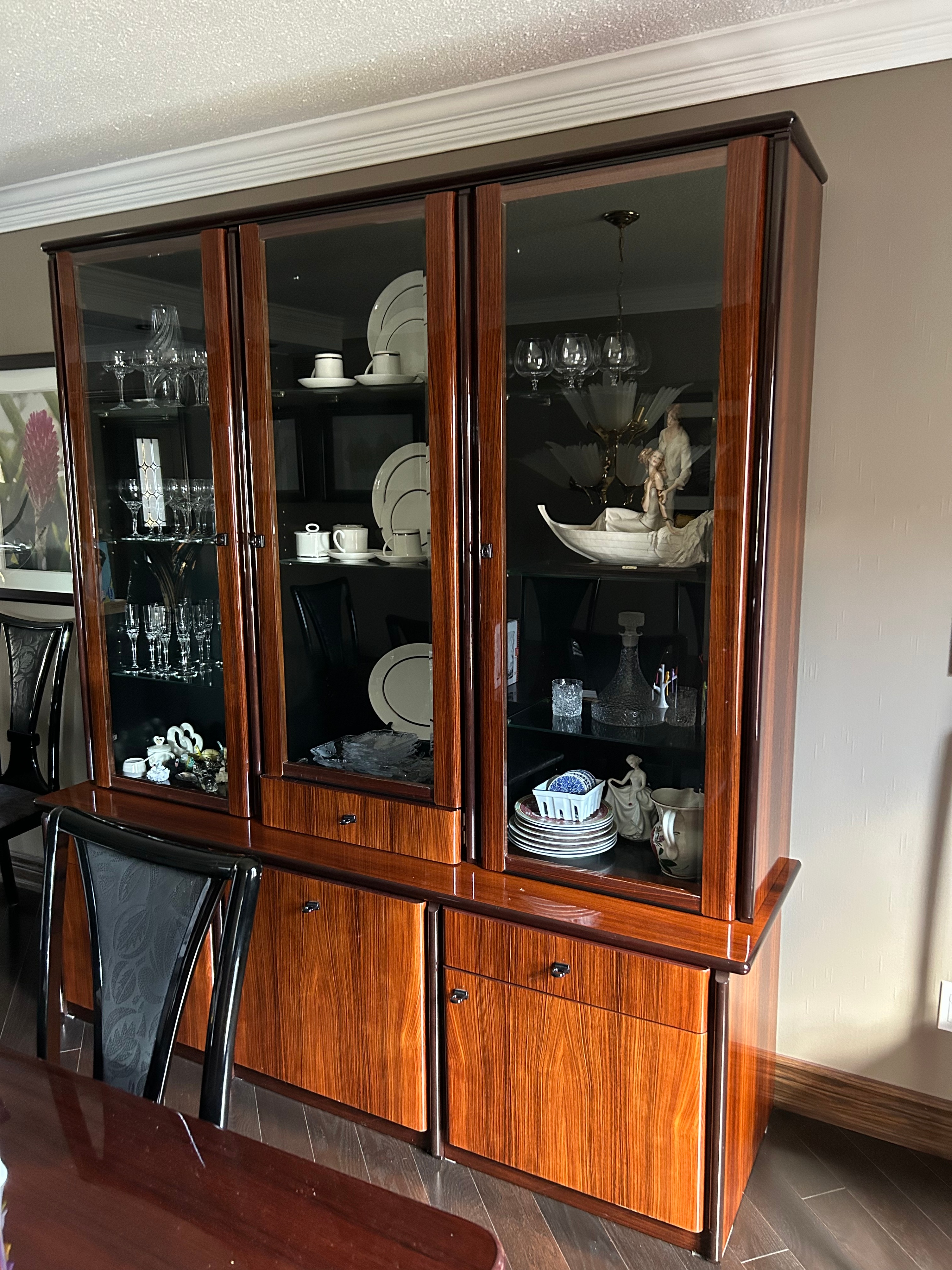 11-Piece Dining Room Set (Table, Chairs, Hutch & Buffet) - photo 3