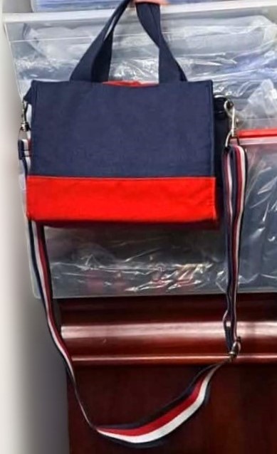 Tommy Hilfiger Mini Premium Canvas Tote Upgraded to Crossbody🥕 - photo 2