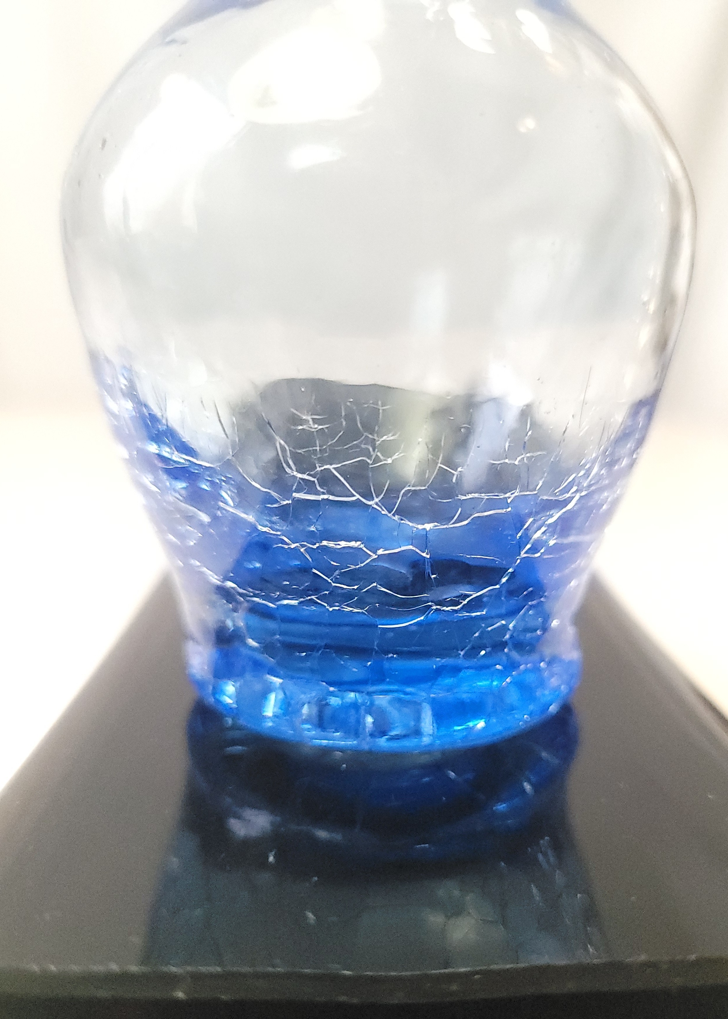 1960 Blue Crackle Glass Bud Vase 6" Ruffled Rim Hand Blown - photo 2