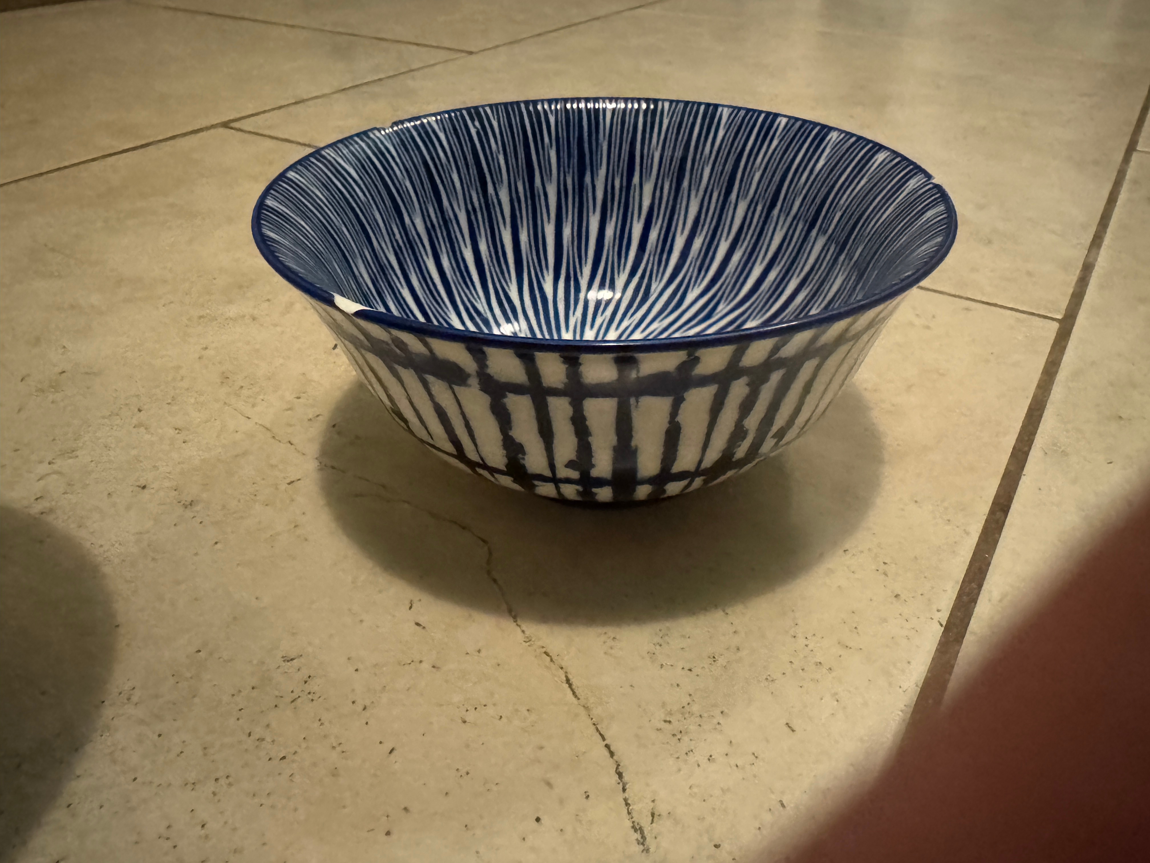 Ollie & Olivia Bowls - Blue & White - photo 3