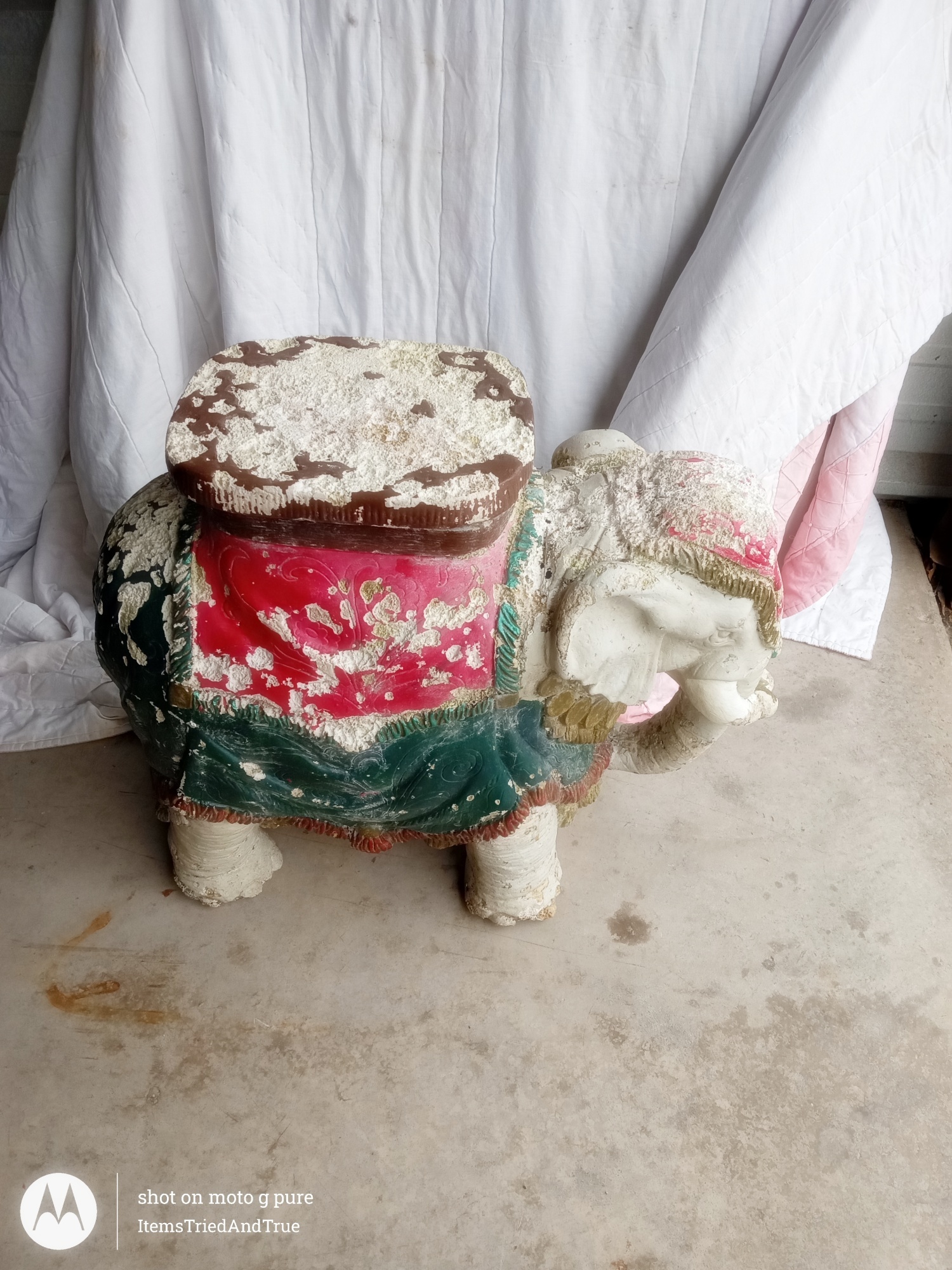 Vintage Hand‑Painted Elephant Statue – Ornate Decor Piece