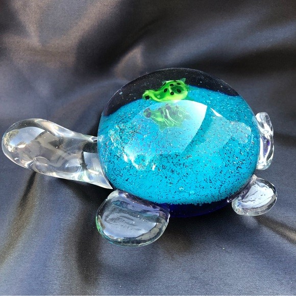 Hand Blown Glass Turtle Paperweight With Babies Inside - photo 4