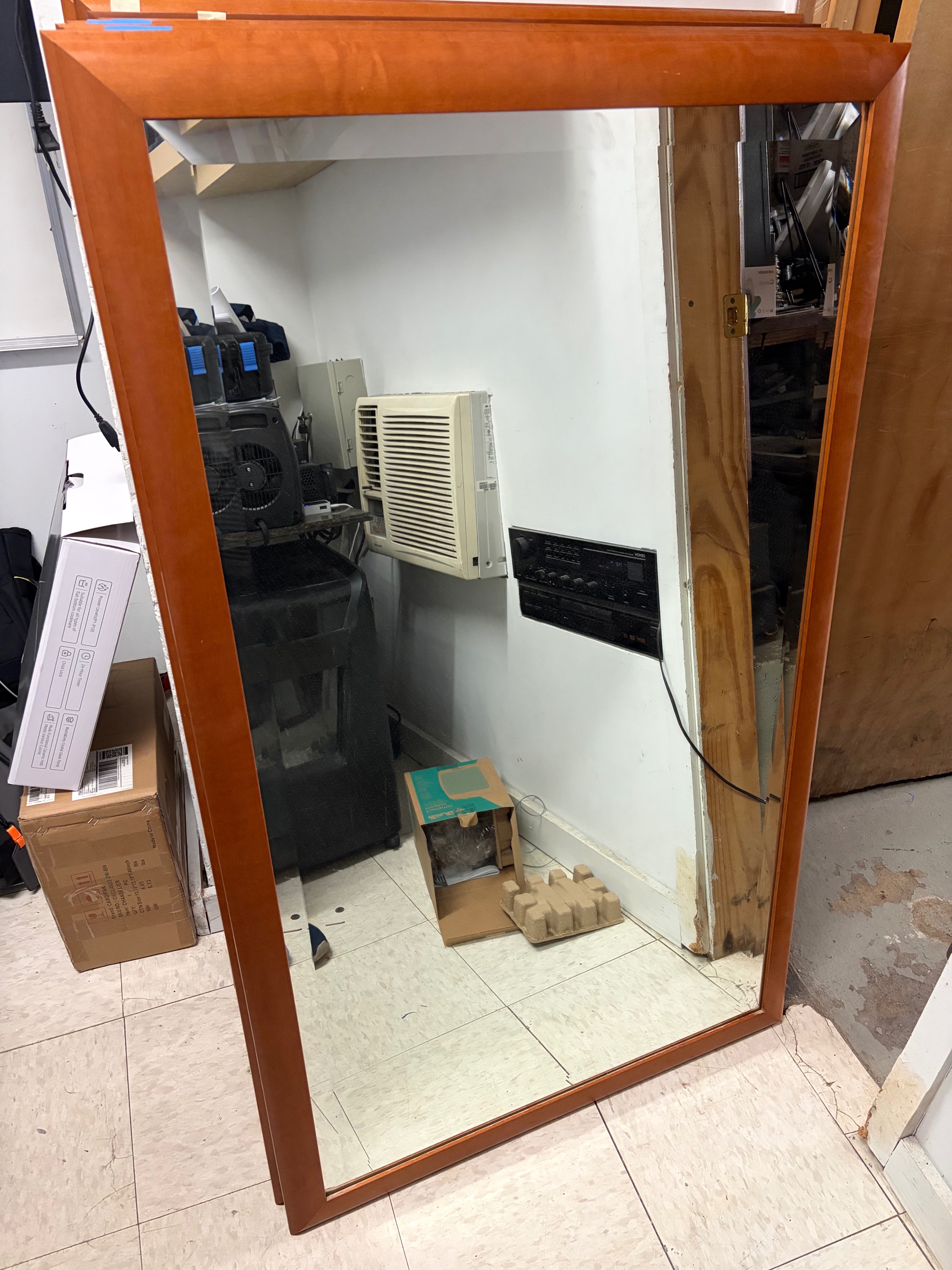 Large Wood Framed Beveled Edge Wall Mirror (30" x 50")