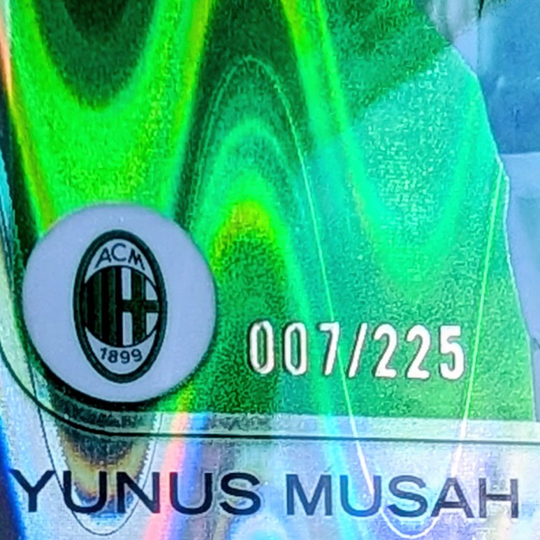 2024-25 Topps Chrome Yunus Musah Night Vision Raywave /225 #79 - photo 2