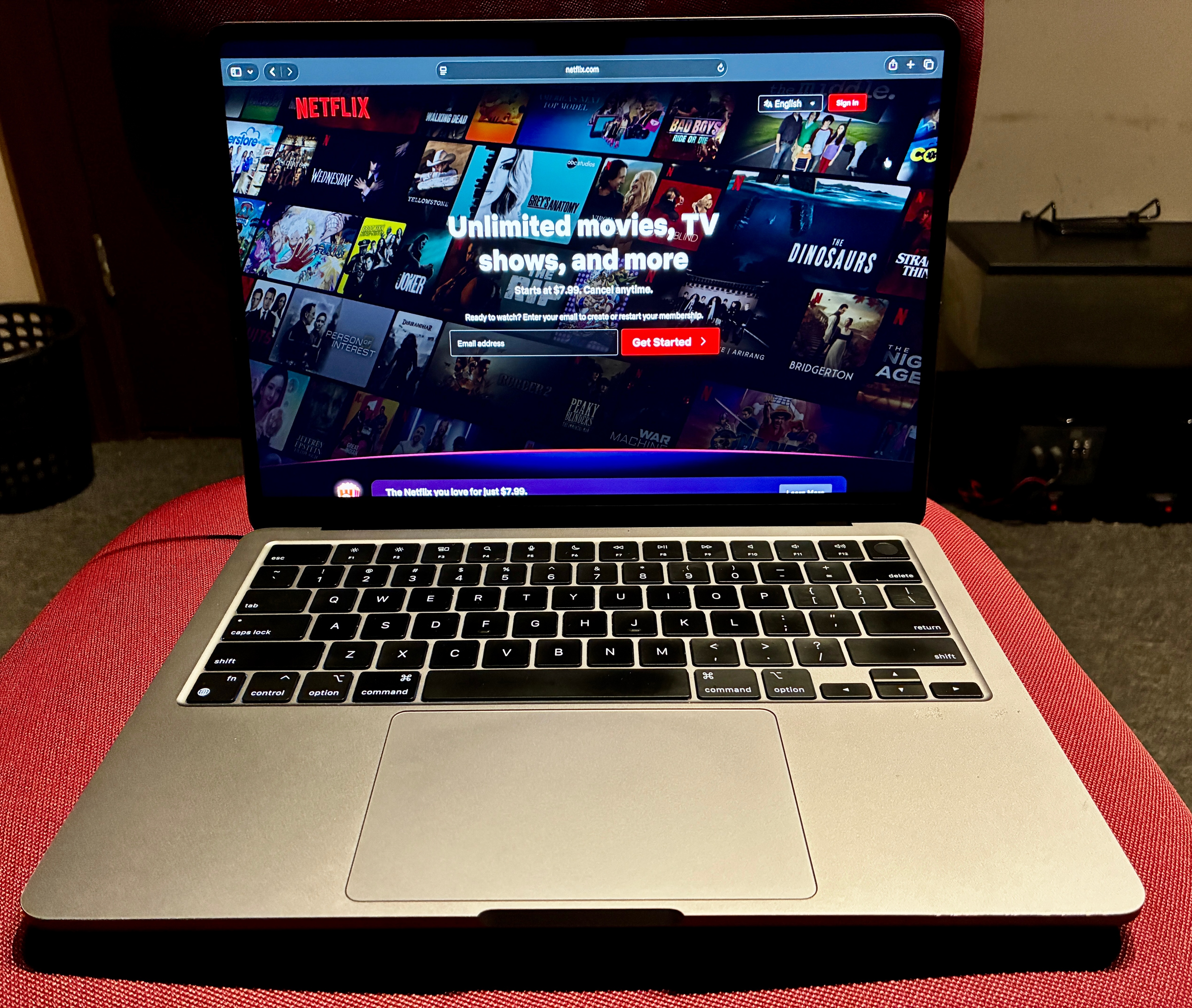 Apple MacBook Air 13" M2 Processor PRISTINE - photo 4