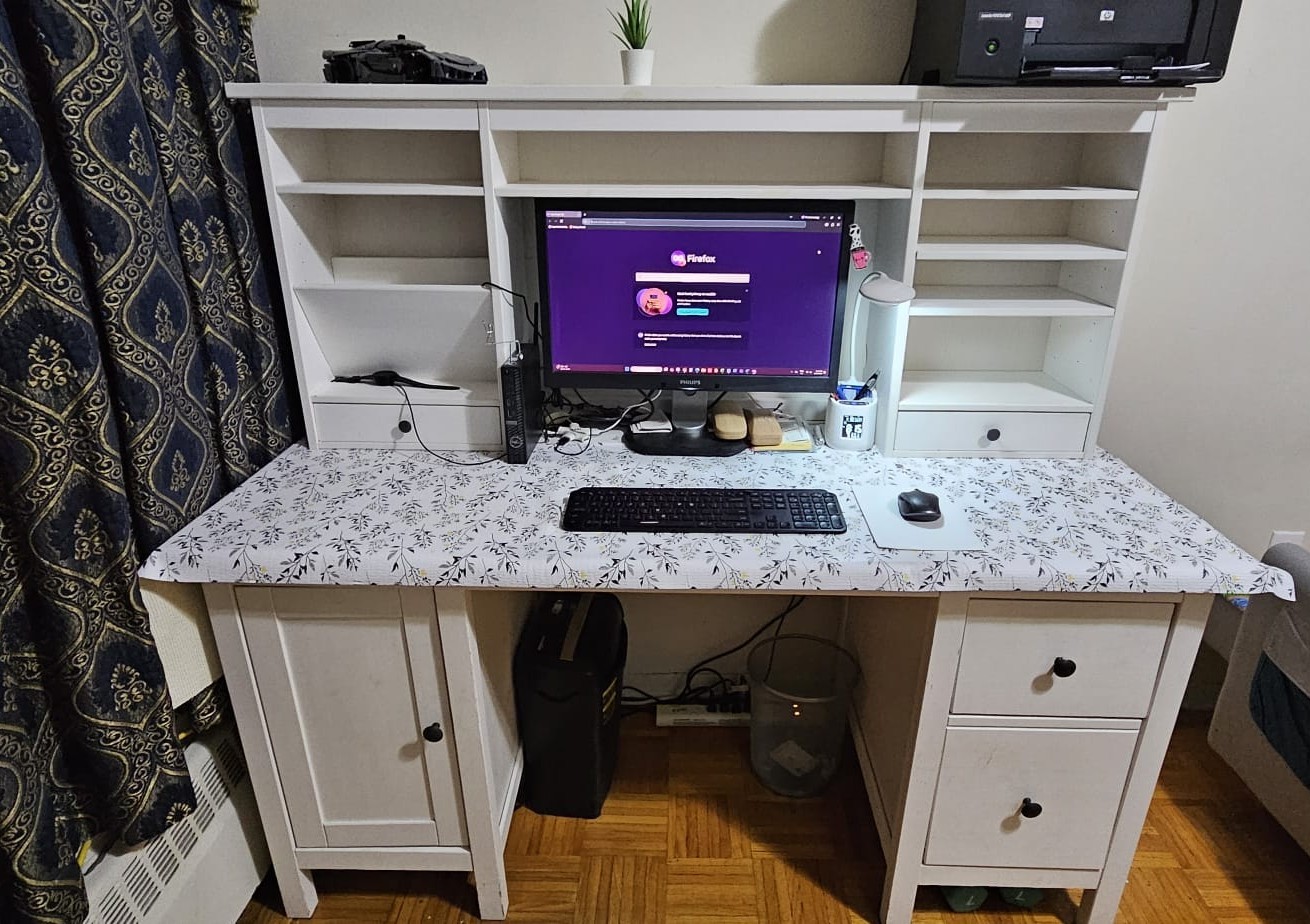Solid Wood Computer/Office Desk - Great Condition