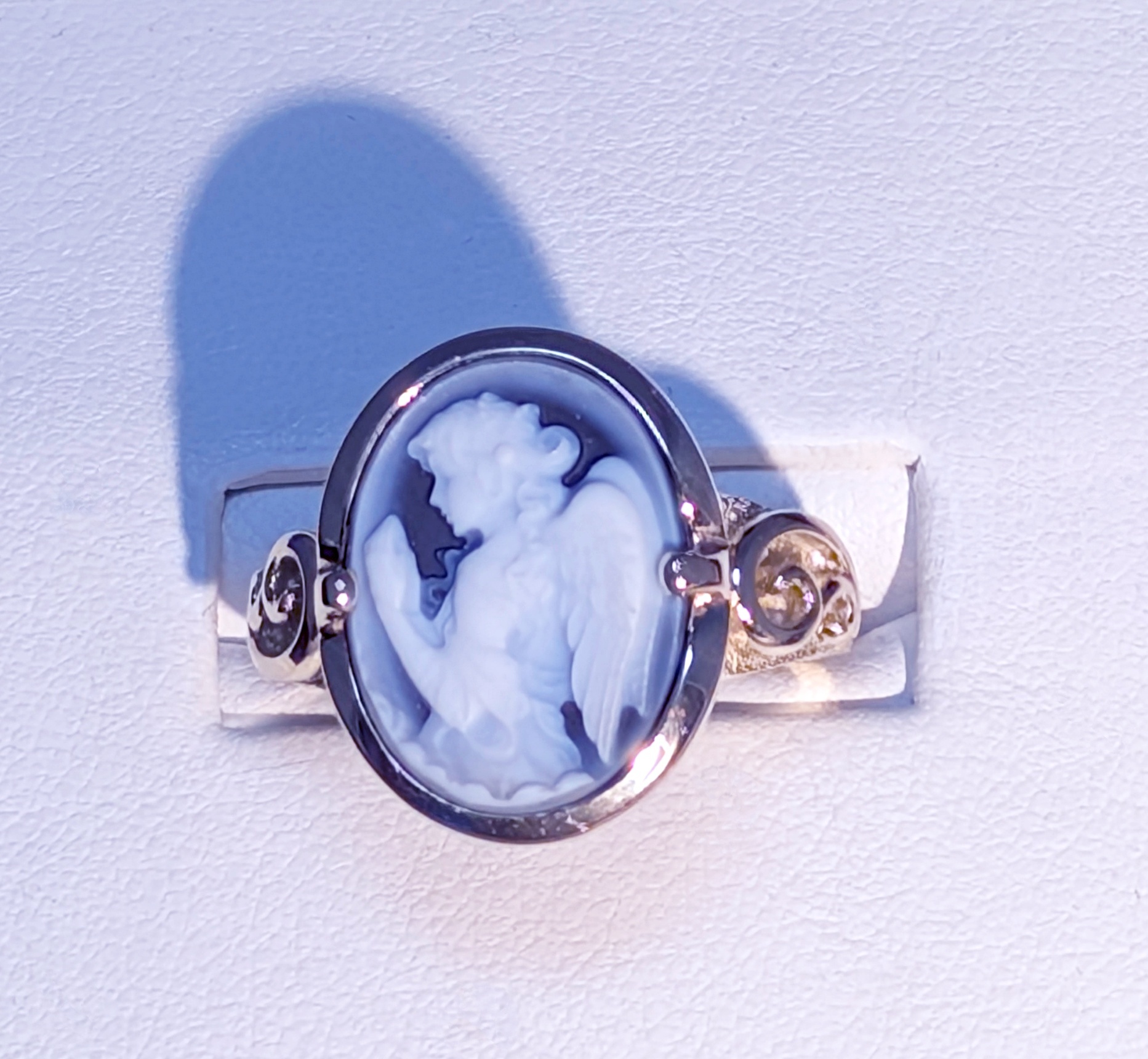 10K CAMEO RING