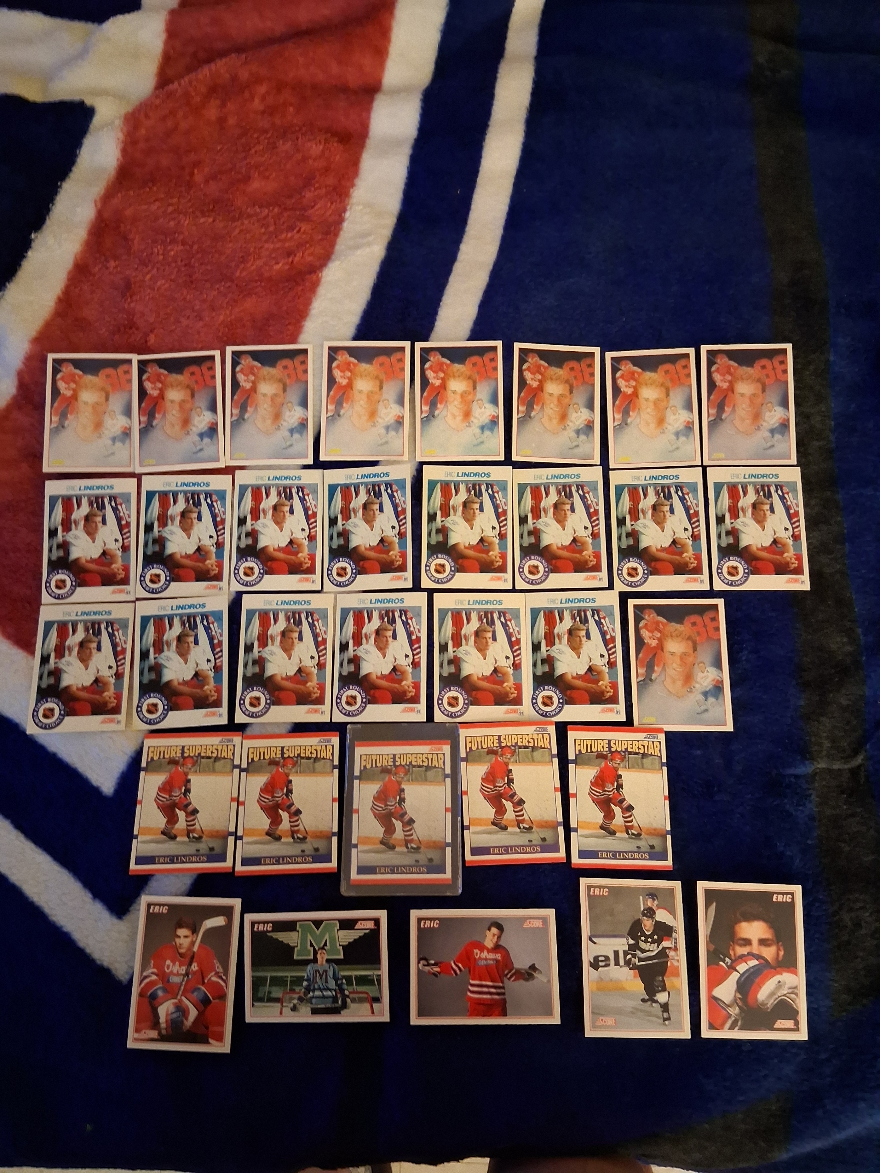 ERIC LINDROS MINT CONDITION ROOKIE CARDS