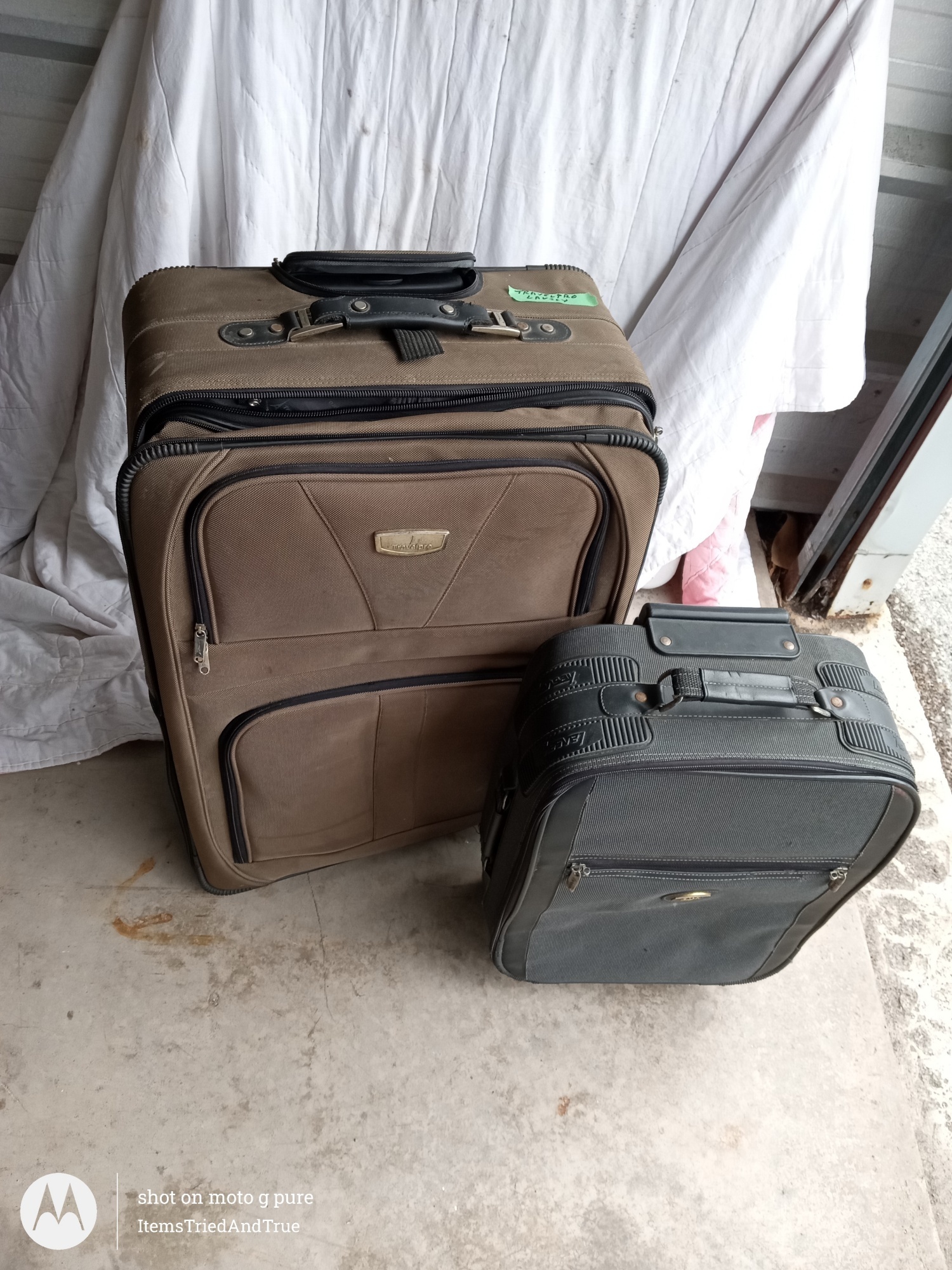 Travelpro & VIP Suitcase Set – Rolling Luggage, Carry‑On