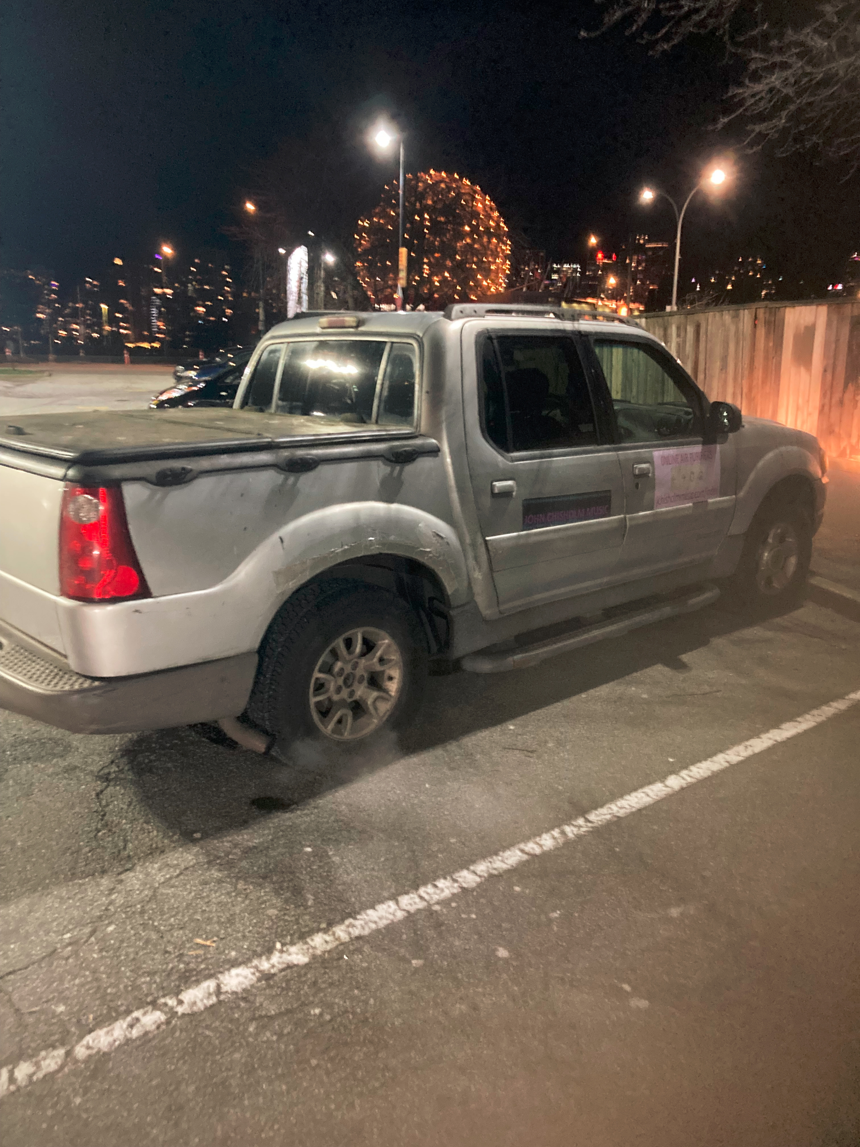 2001 Ford Explorer Sport Trac - photo 3
