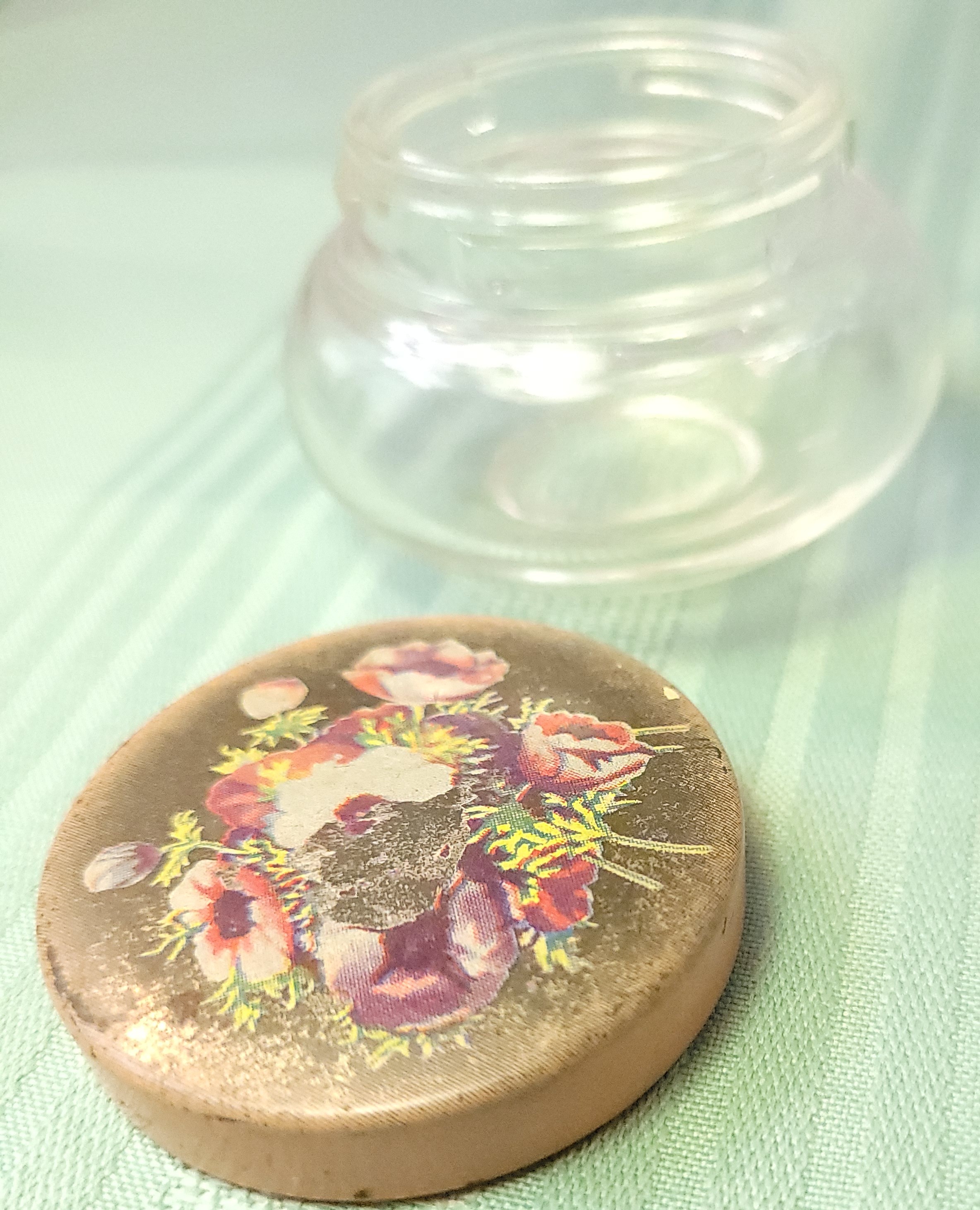 1930s Hazel Atlas Glass Vanity Jar Poppy Flower Litho Metal Lid - photo 4