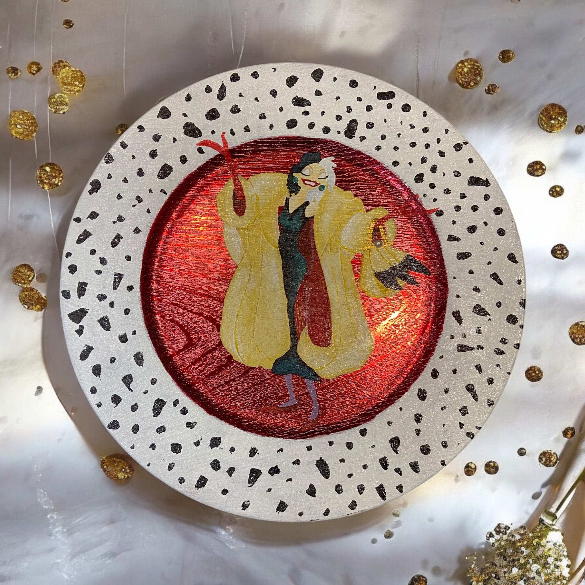 Hand Painted Cruella De Vil Decorative Plate - photo 5