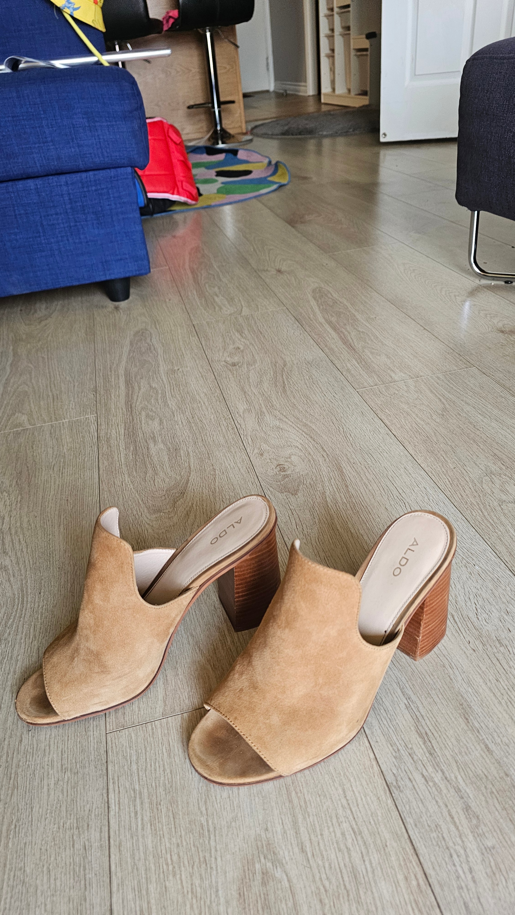 Aldo Suede Heeled Mules Size 11 - photo 3