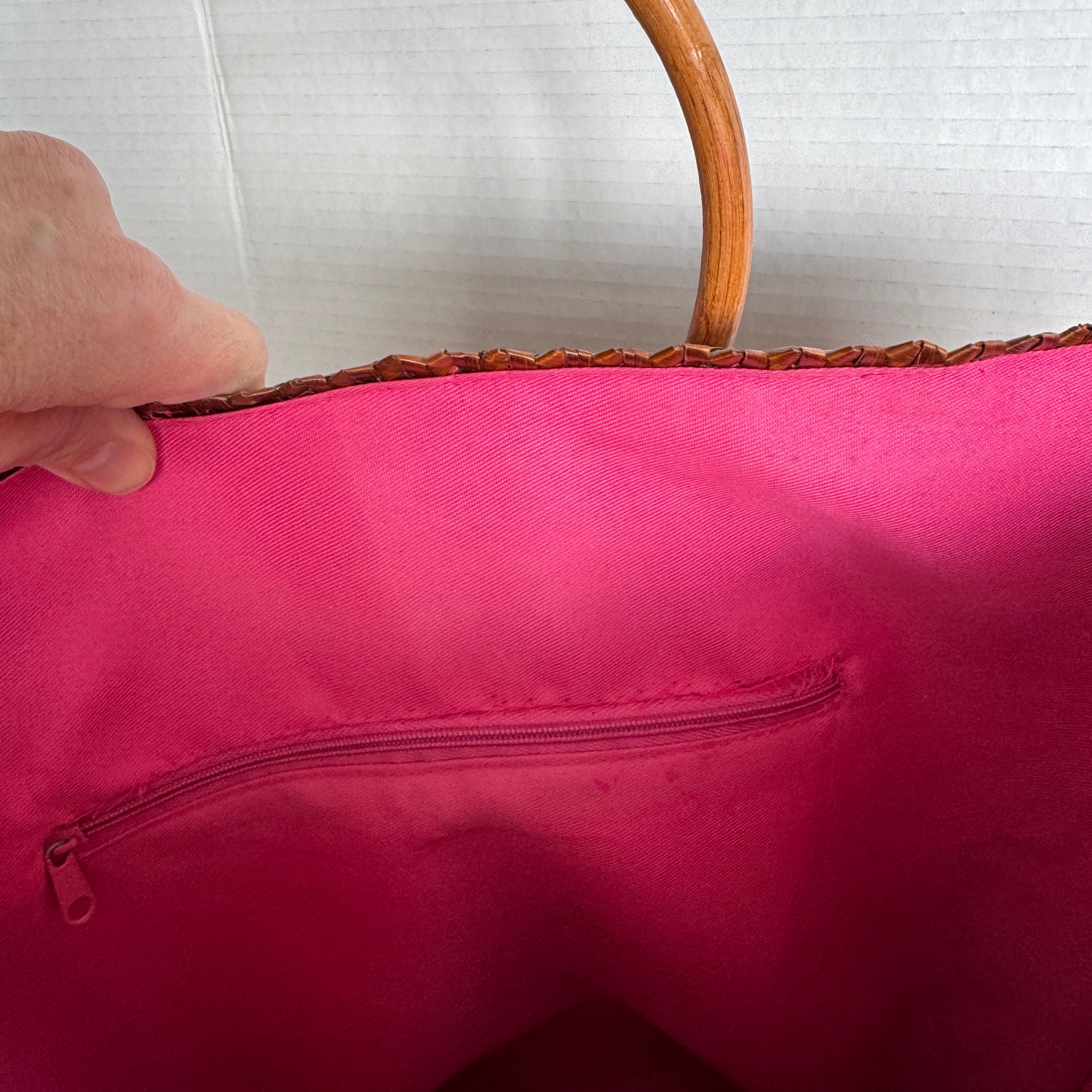 Vintage Woven Straw Tote Bag with Wood Handles - photo 5