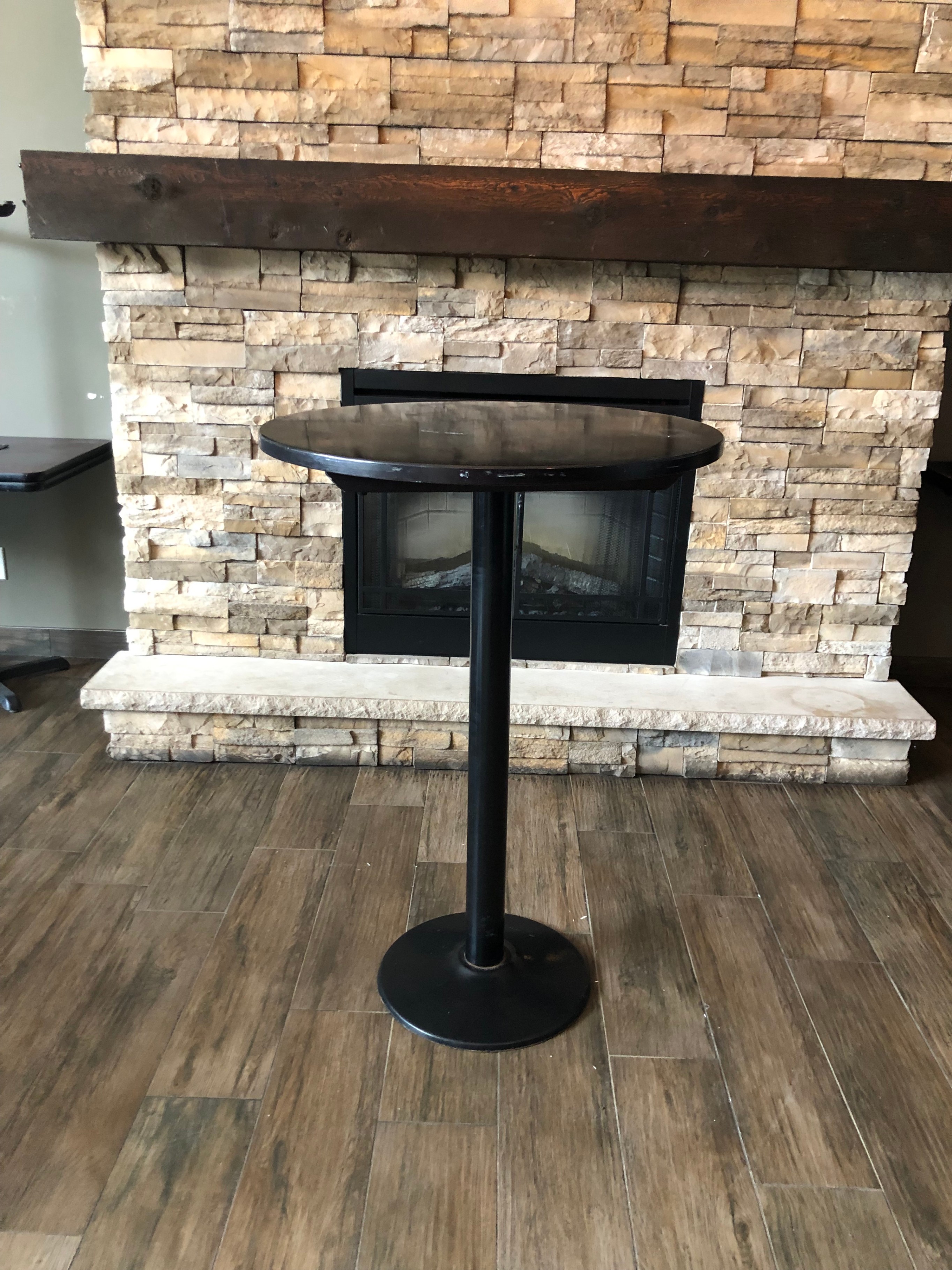 Round Bar Table