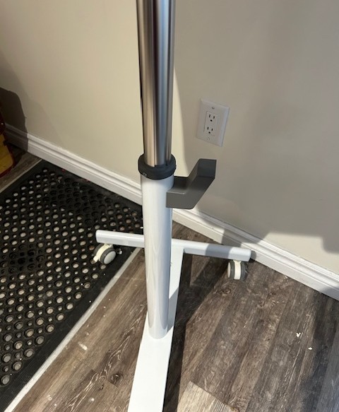 Adjustable Standing Desk; Prime Cables brand - photo 5