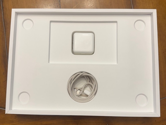 MacBook Air M2 (2022) in pristine condition. - photo 4