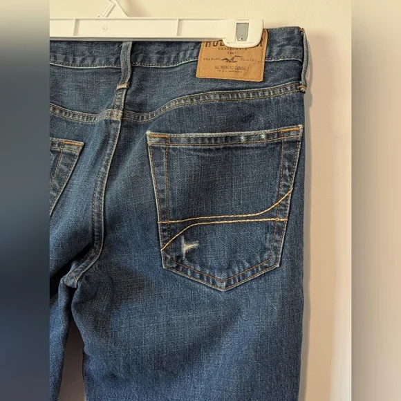 Hollister Distressed Jeans - photo 5