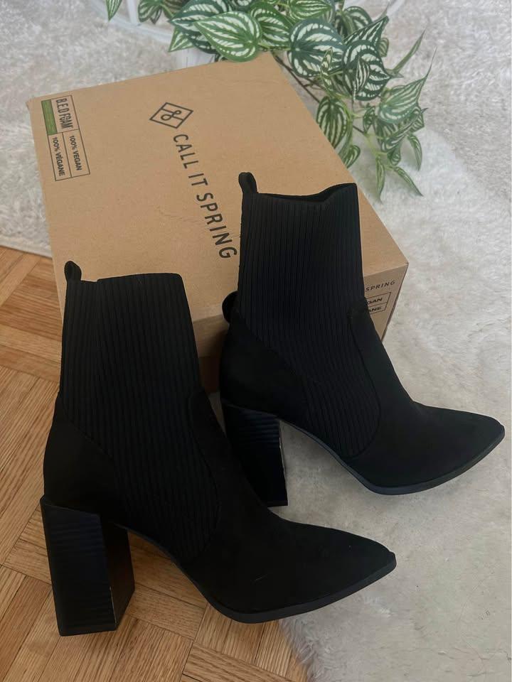 Call It Spring Sara Black Ankle Boots - Size 7