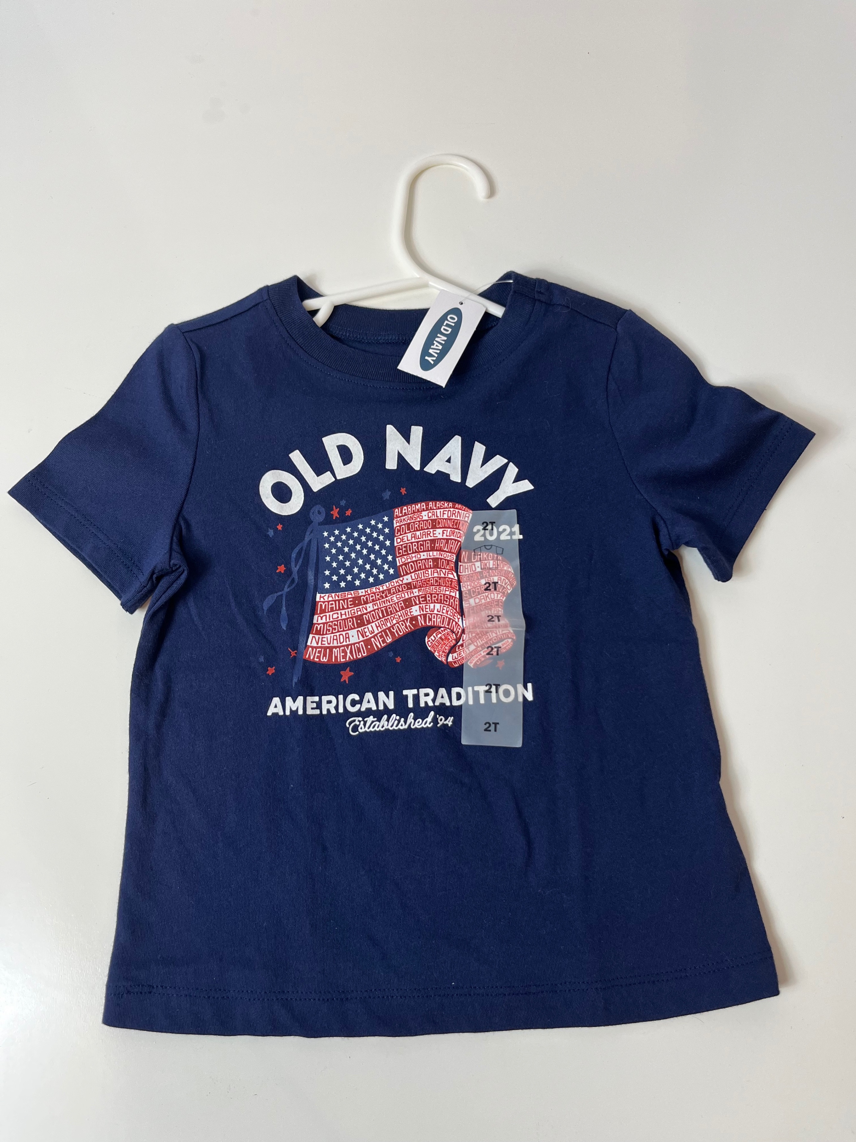 New Old Navy Toddler T-Shirt - Size 2T