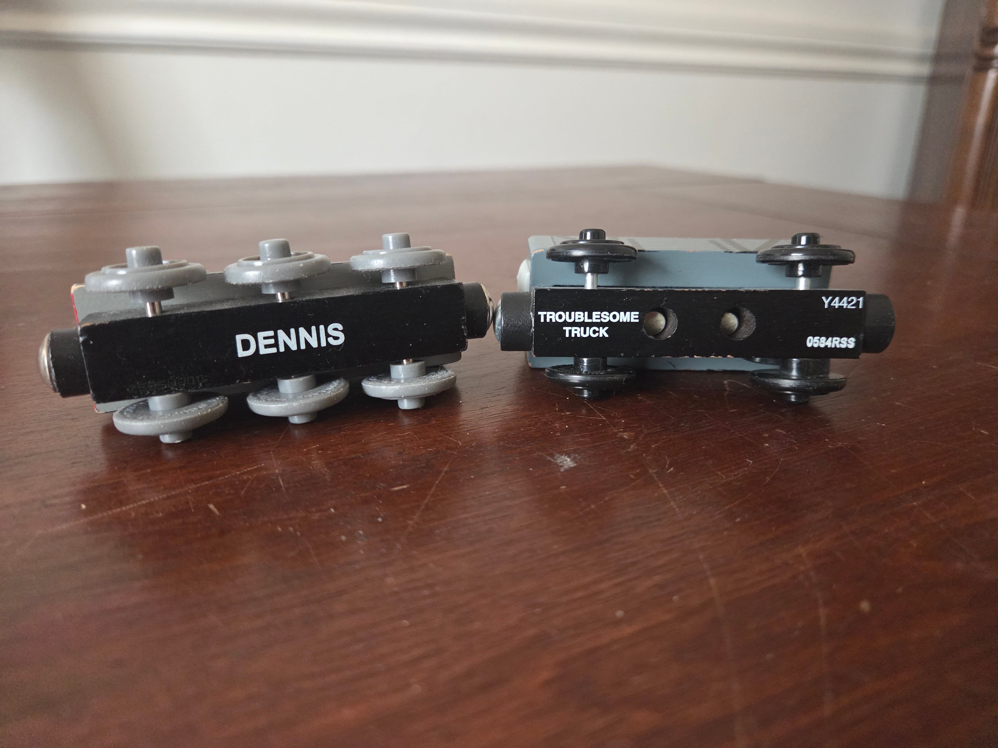 Dennis and Troublesome Truck from Thomas & Friends - photo 3