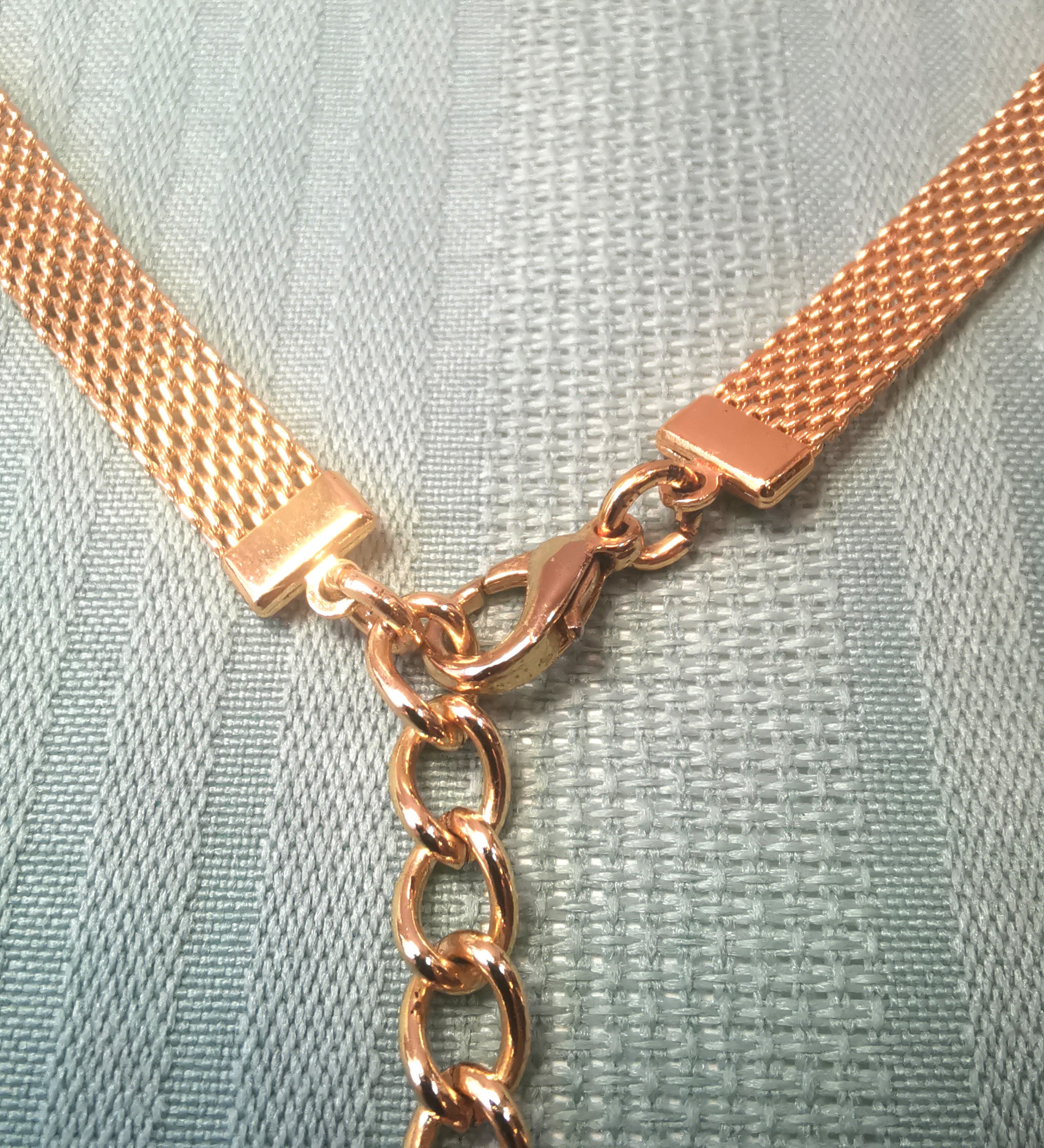 1990 Gold Tone Mesh Belt Padlock Charm 40.5" Adjustable Chain - photo 2