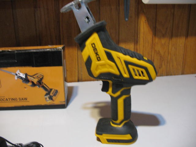 DEKO One Hand Cordless 20 Volt Reciprocation Saw, BRAND NEW - photo 5