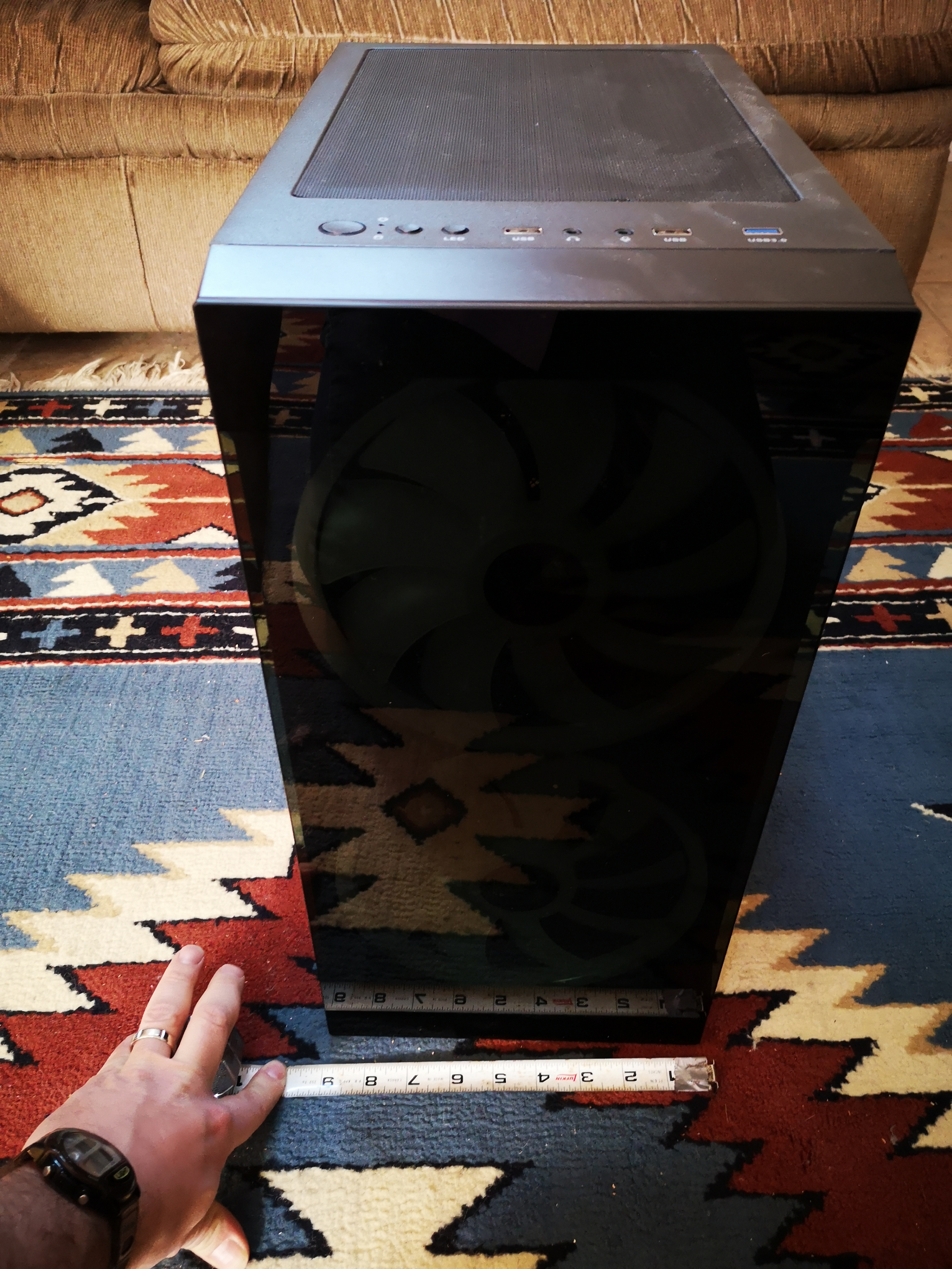 An old computer in a nice case.