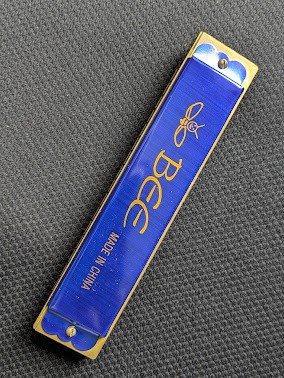 NOS Blue 16-hole Vintage "Bee" Harmonica Made in China - photo 3