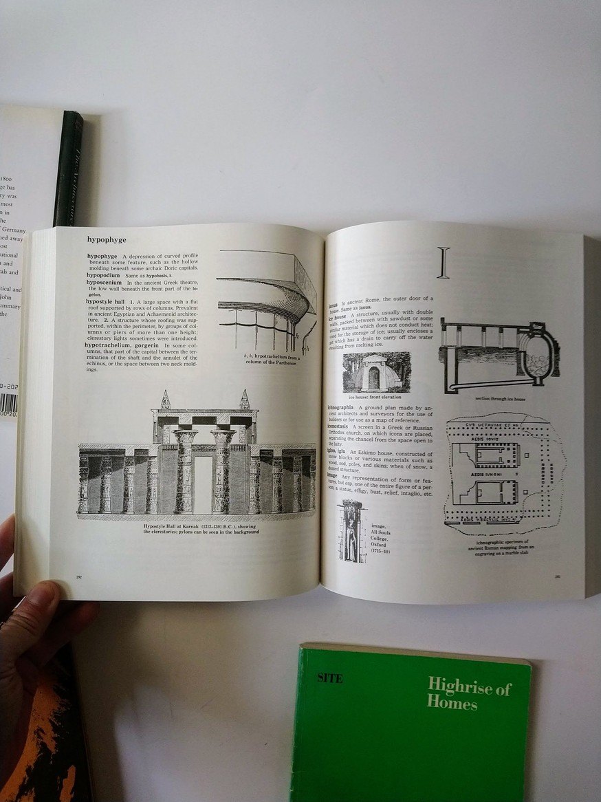 More Architecture books! - photo 5
