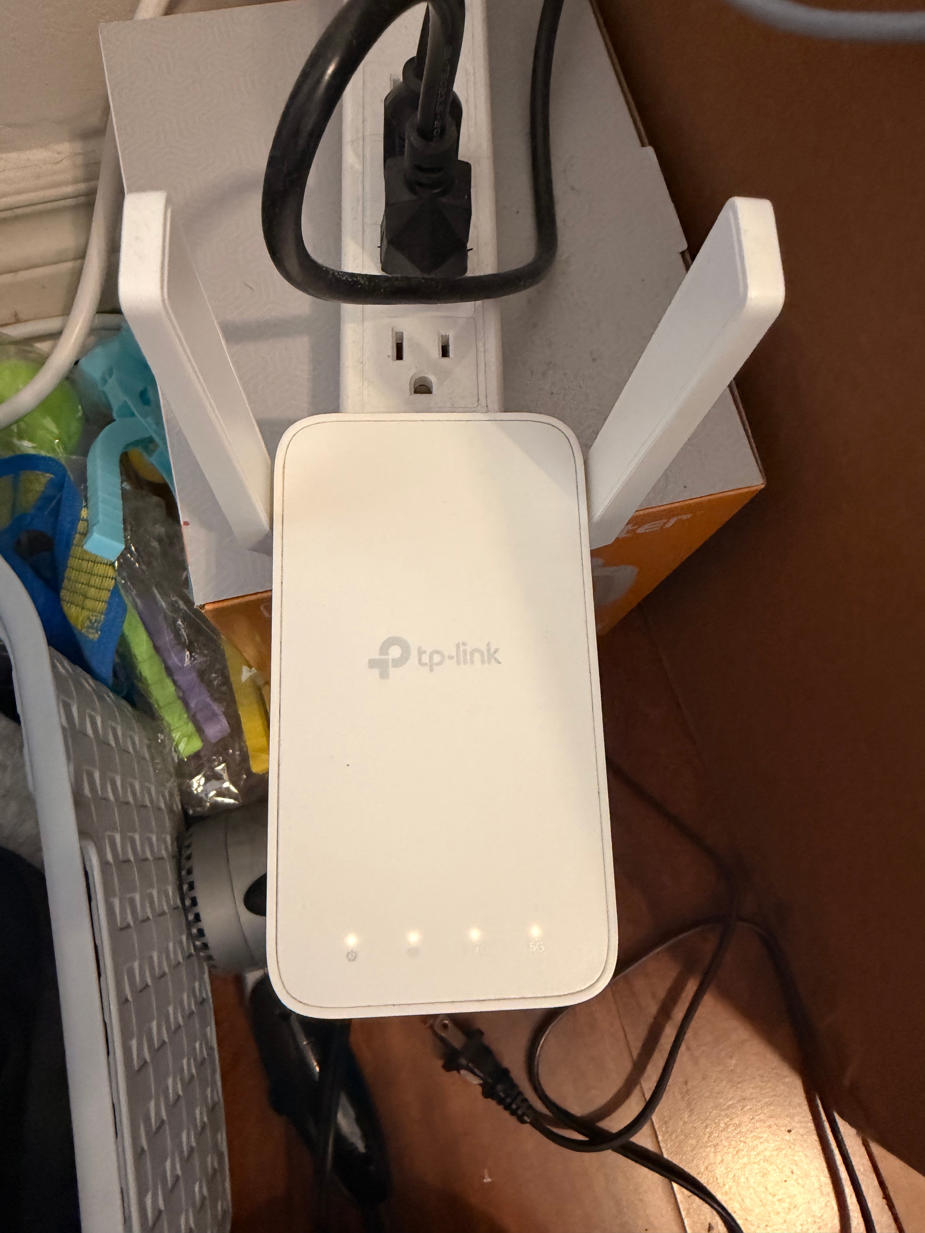 TP link AC750 Mesh Wi-Fi Range Extender RE215 - photo 3