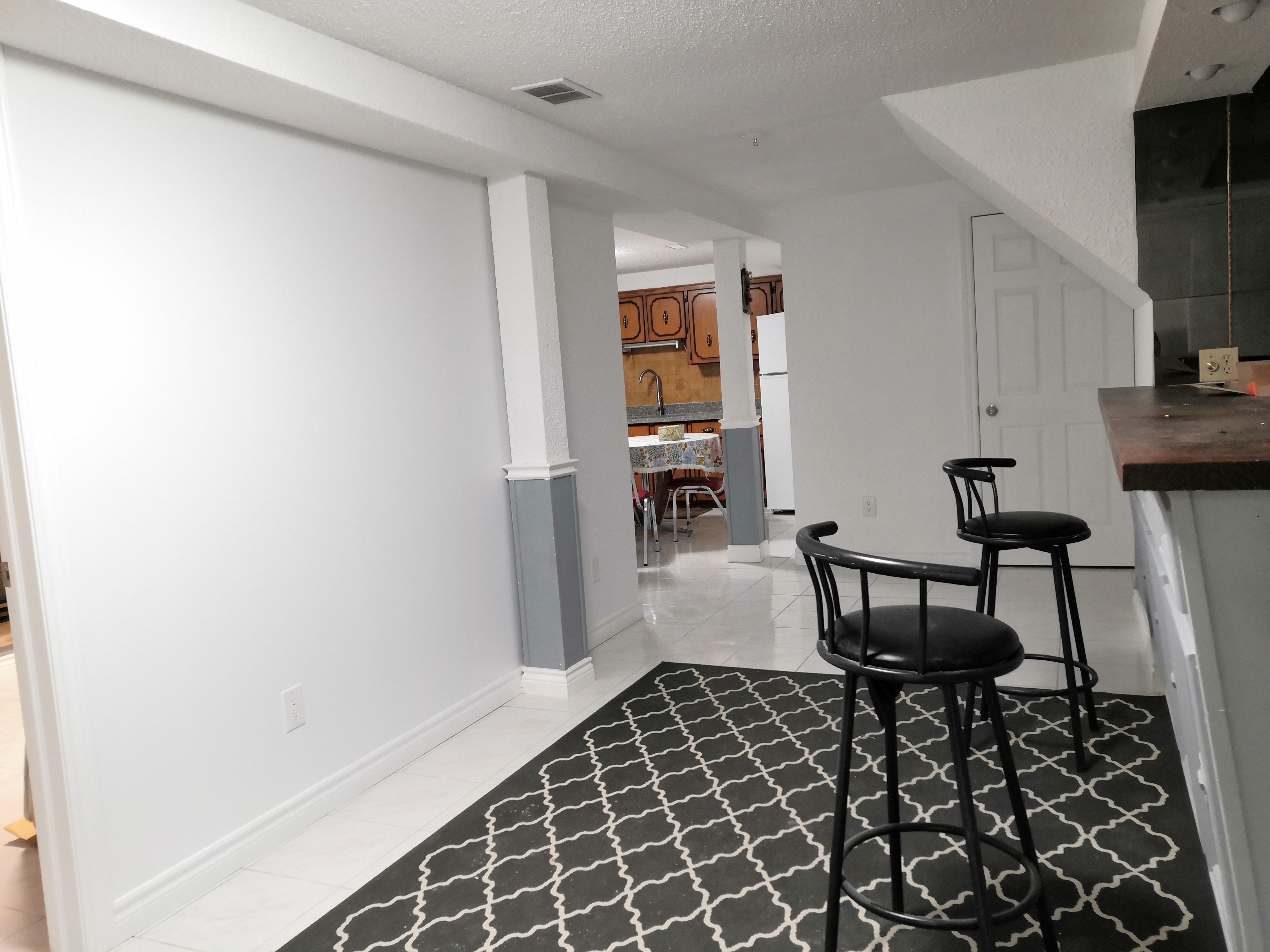 separate entrance BSM $2000 at Dufferin+Steeles - photo 4