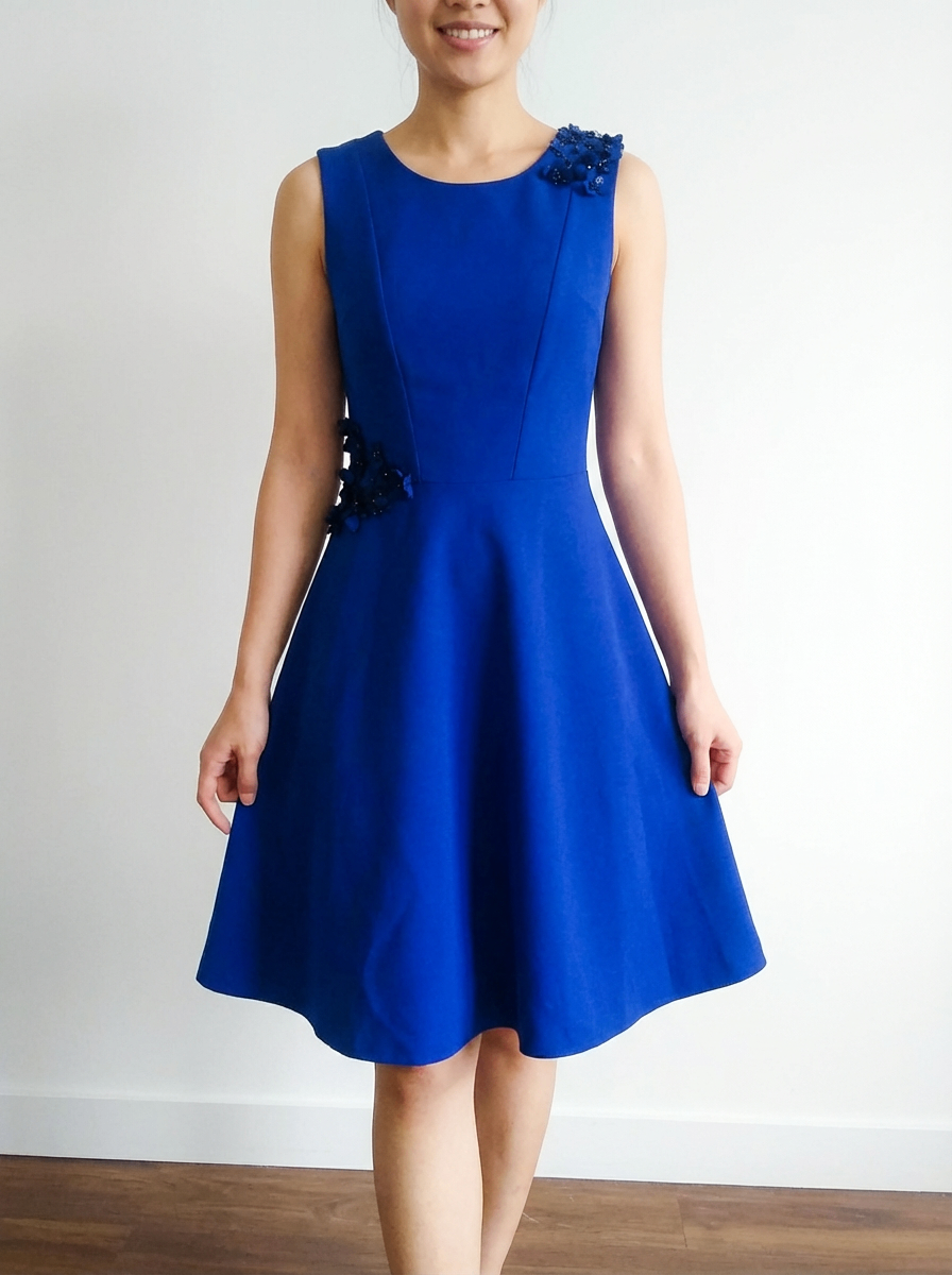 Elegant royal blue dress  – Ideal for special occasions!