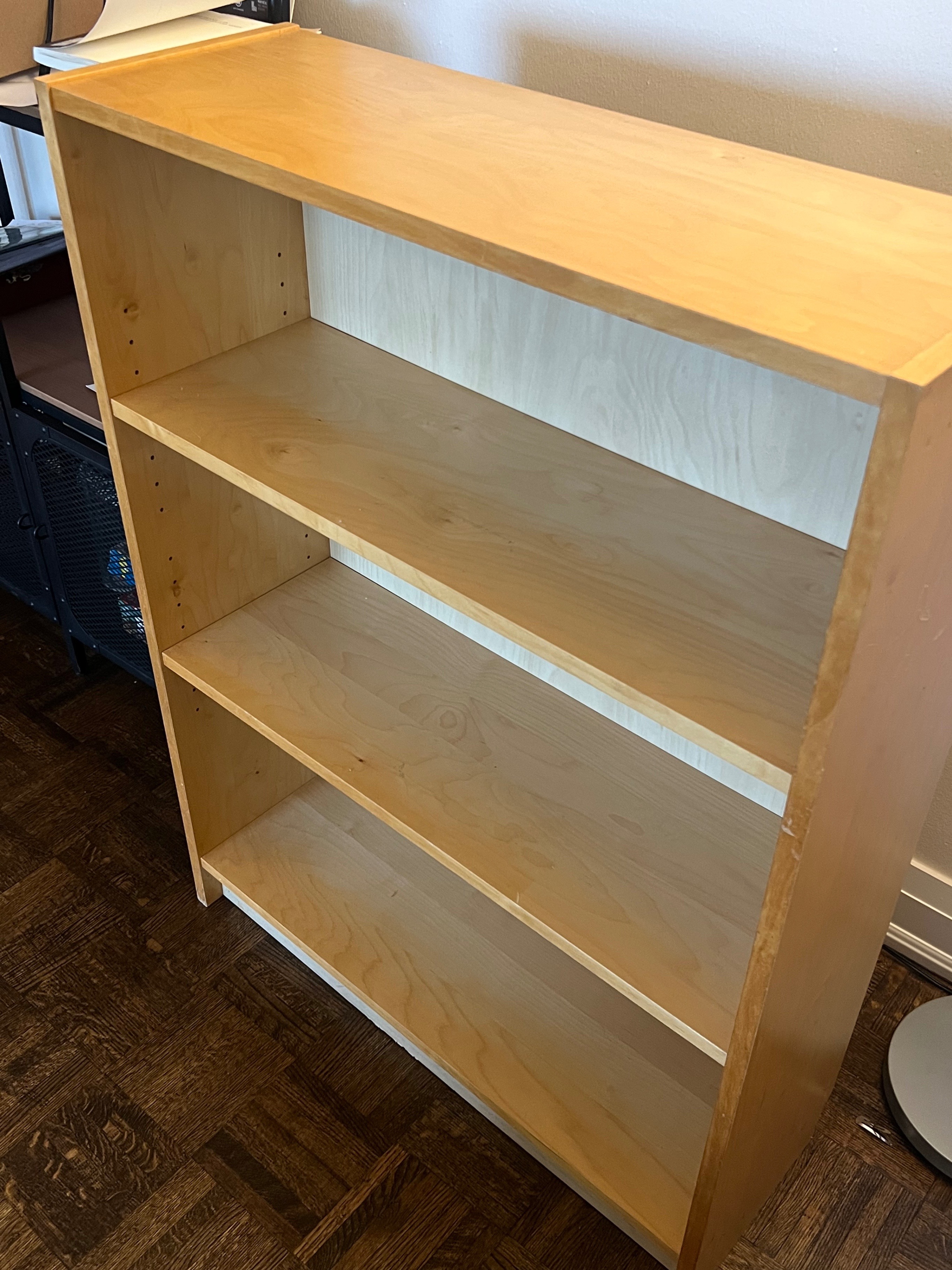 Medium Three Level Bookshelf - photo 2