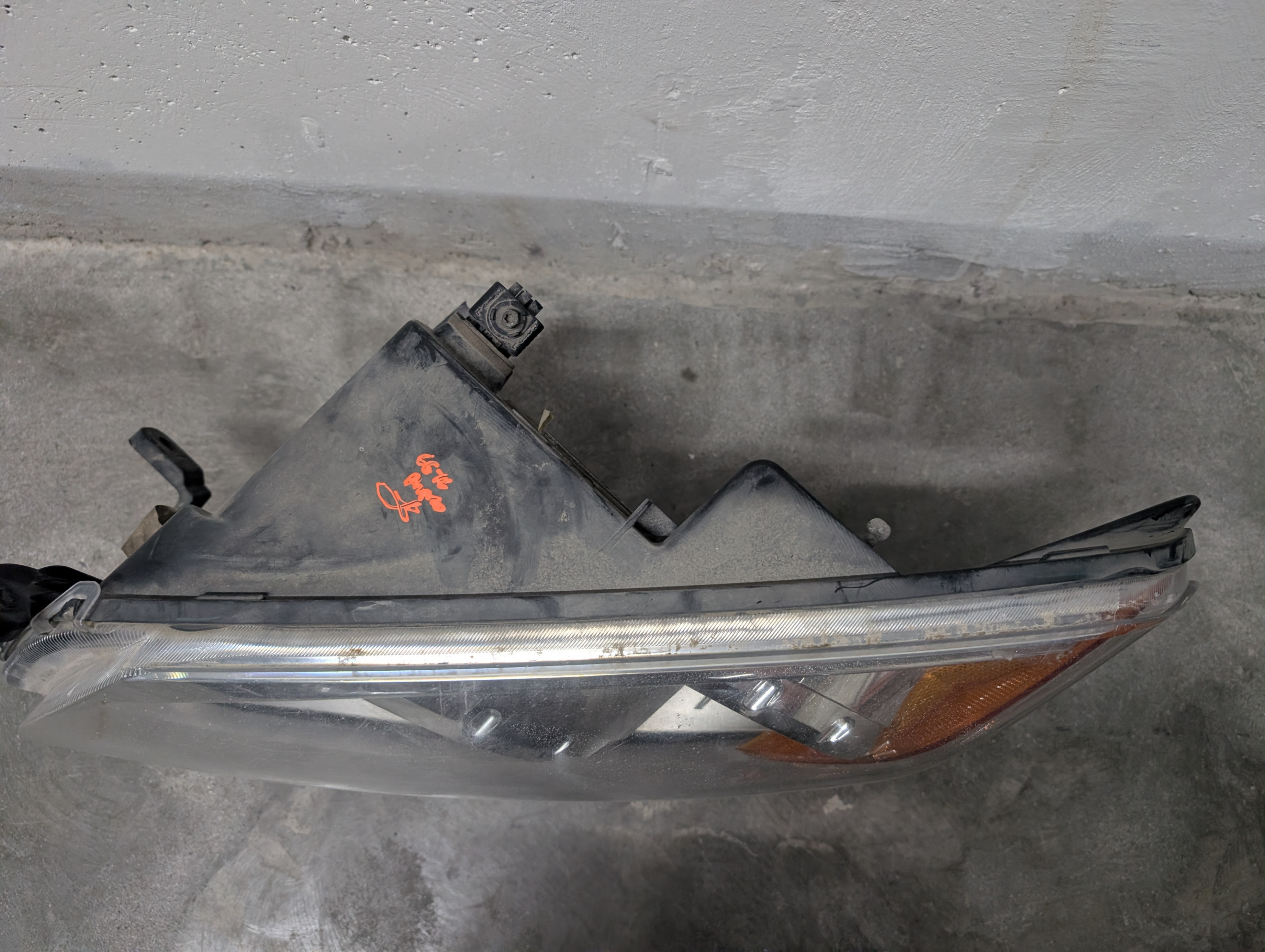Dodge Caliber Headlight Assembly Driver Side - photo 2