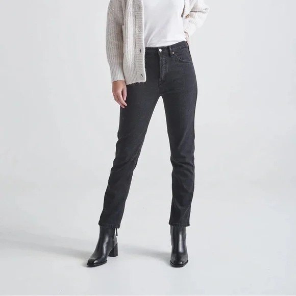 Duer Straight High Rise Black Jeans Womens 25x29