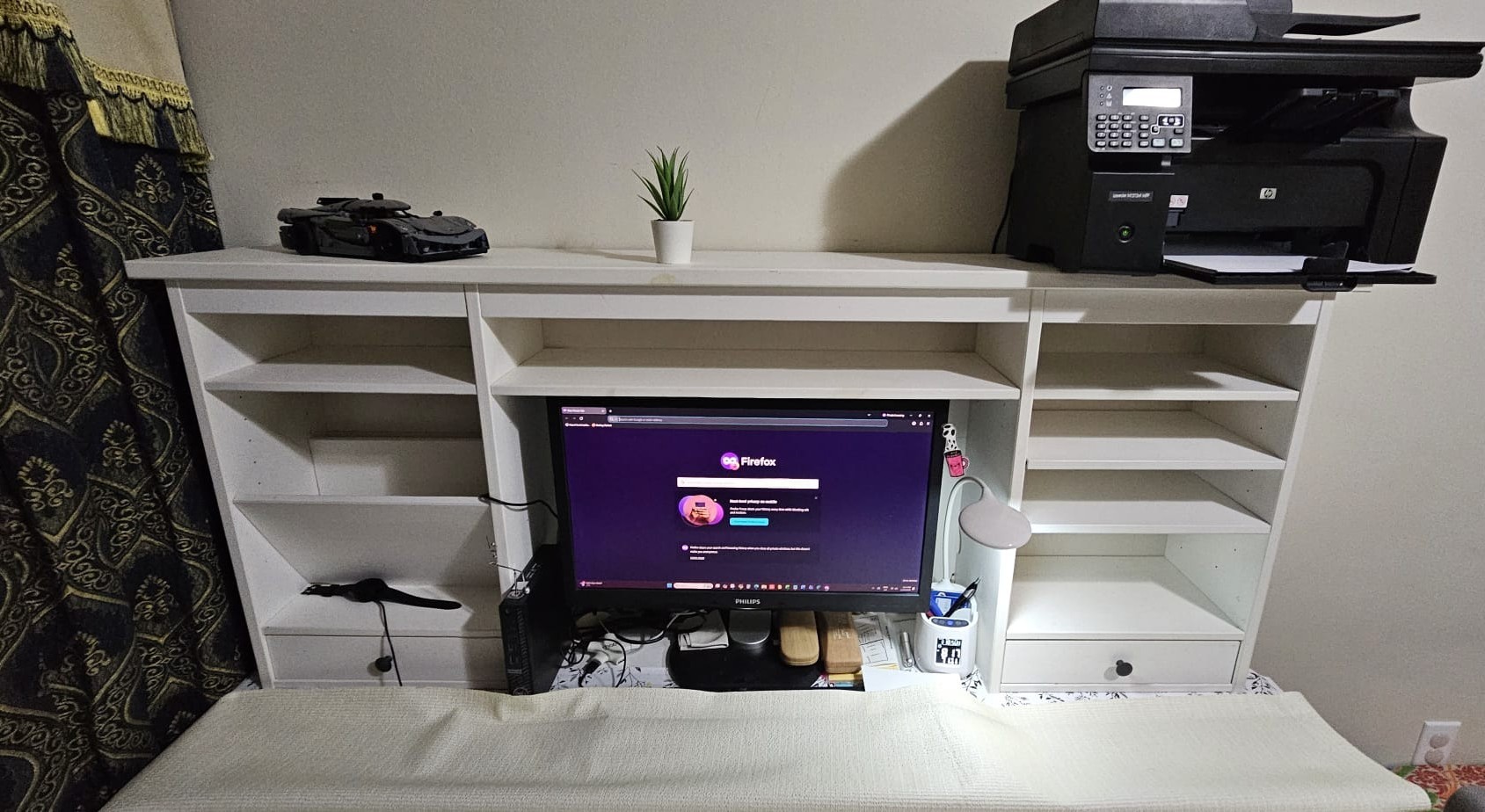 Solid Wood Computer/Office Desk - Great Condition - photo 3