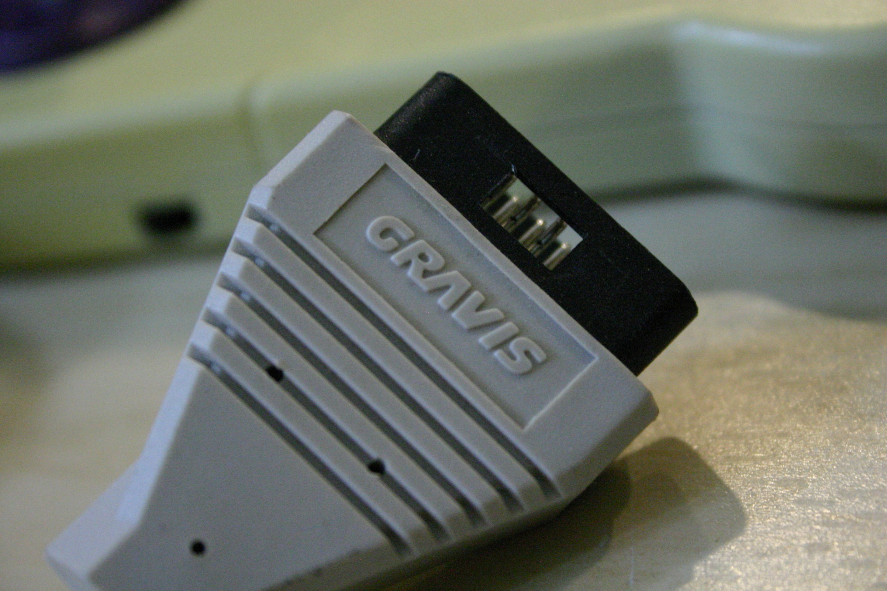Vintage Gravis Game Pad - photo 2