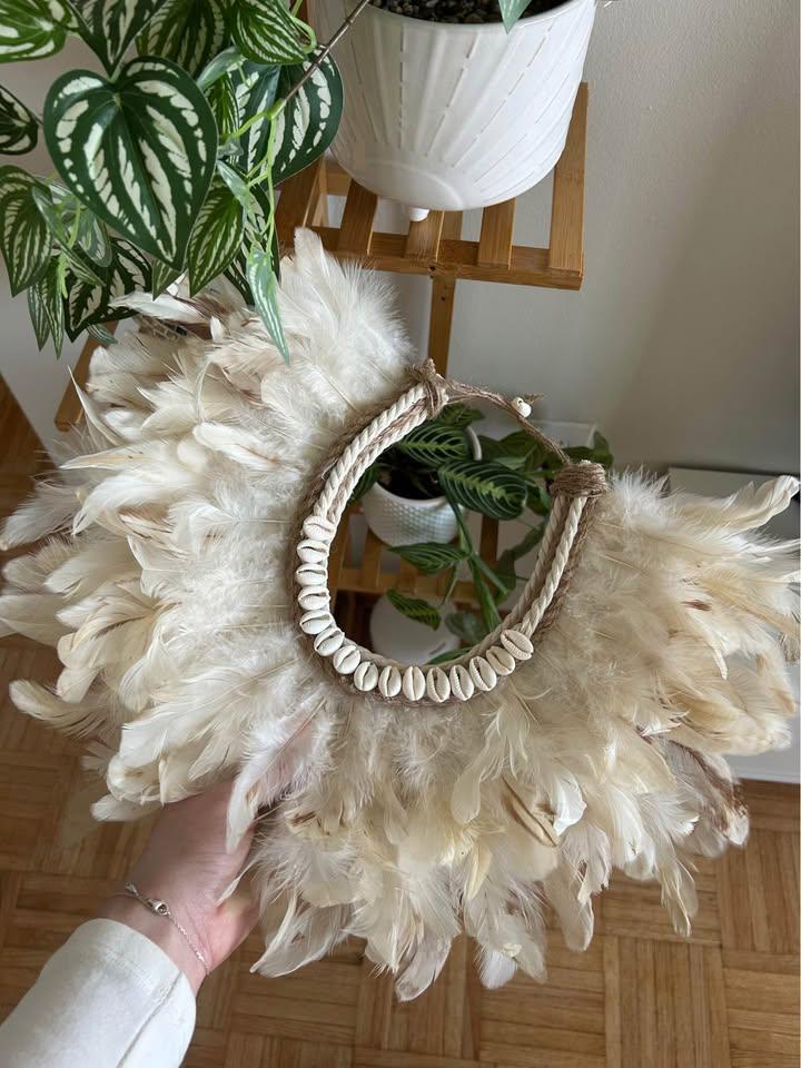 Handmade Feather and Shell Wall Hanging Decor - Papua Necklace