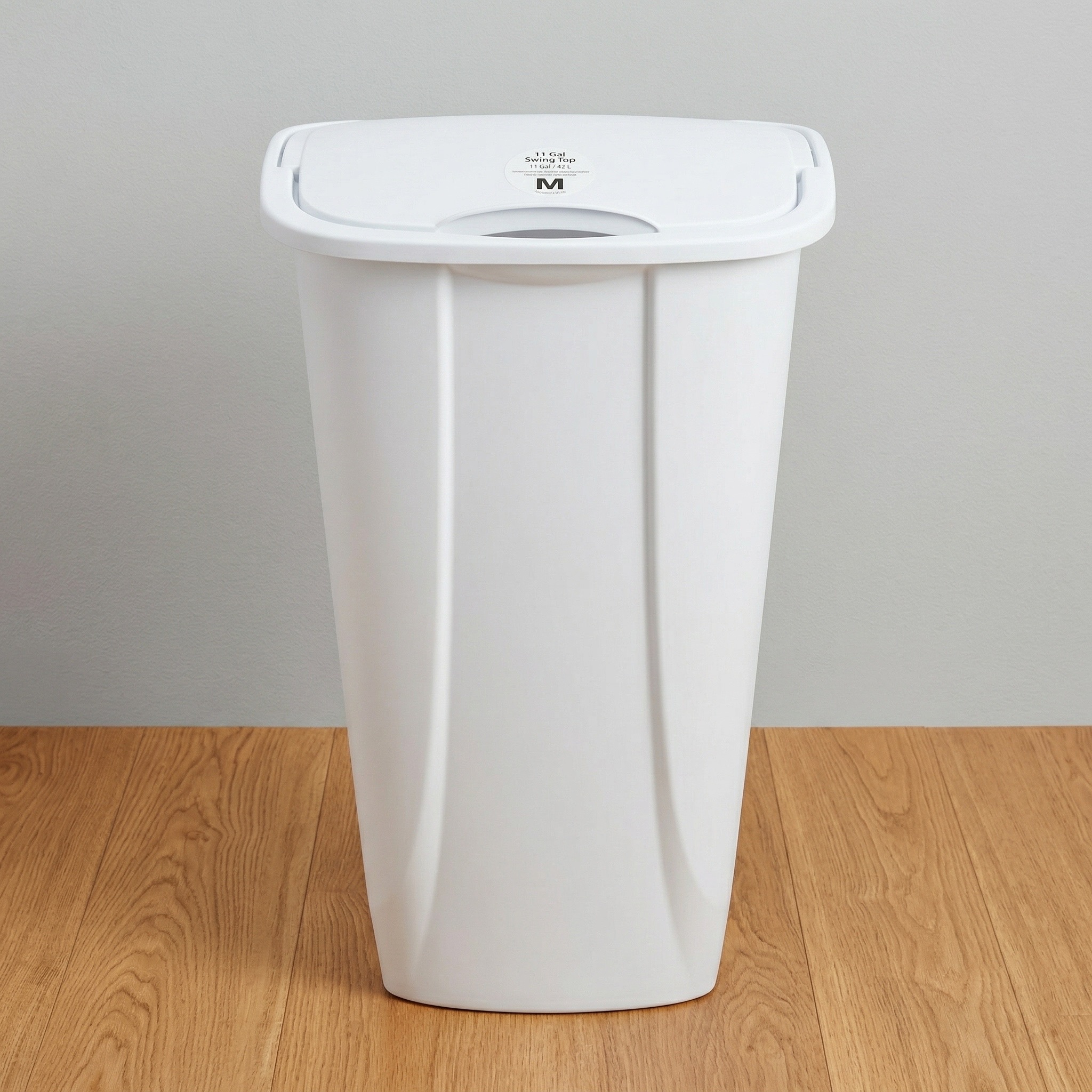 Sterilite 11 Gallon Swing Top White Wastebasket / Trash Bin 🥕