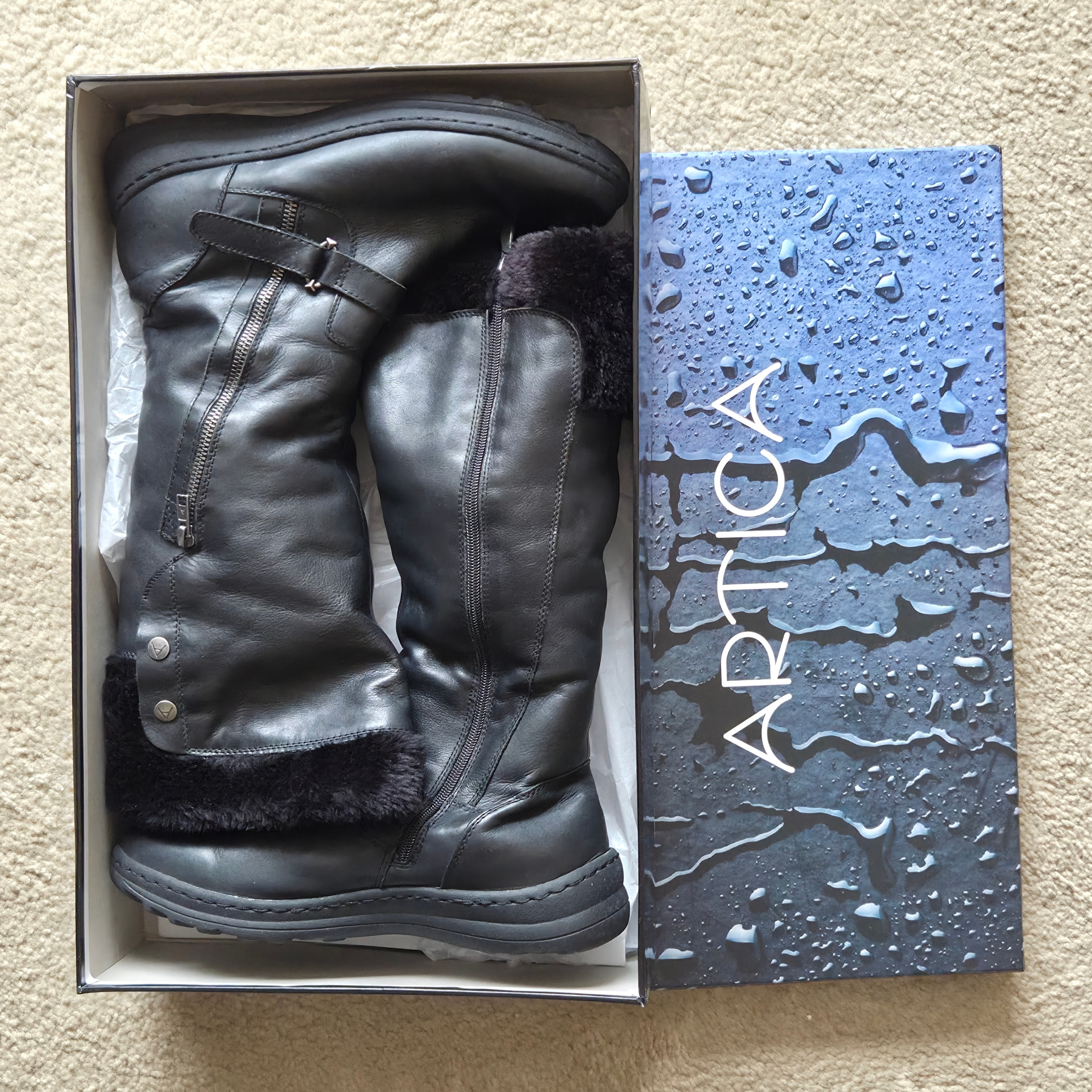 Artica waterproof winter boots - Women's size 11 - photo 3