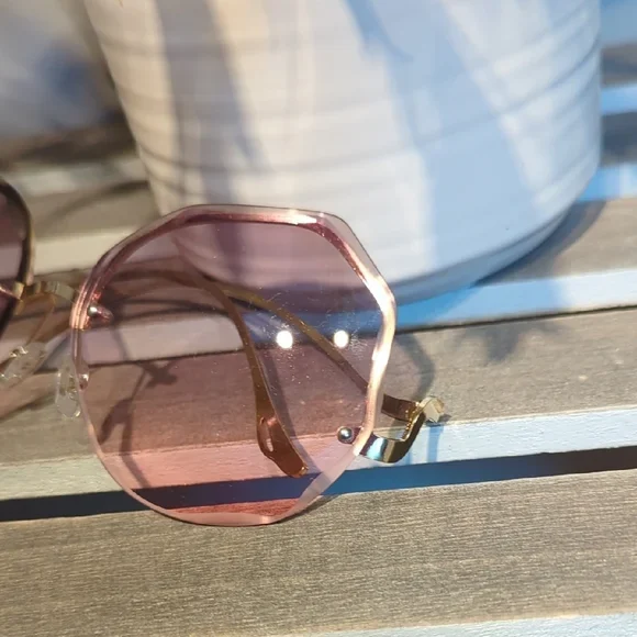 Rimless Pink Tinted Sunglasses - photo 2