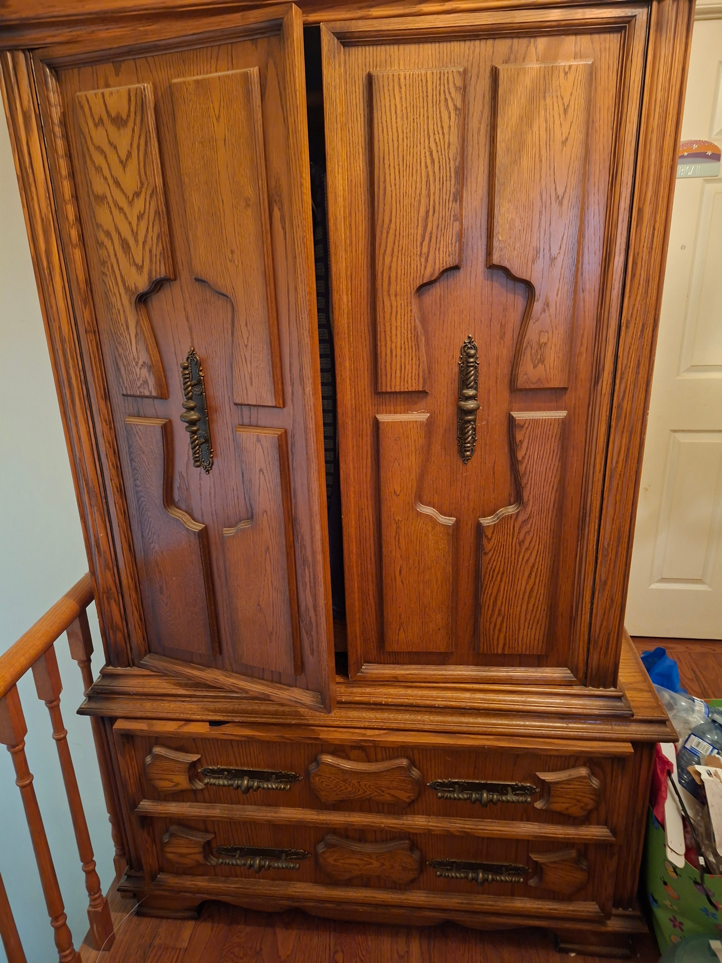 Solid oak Armoire