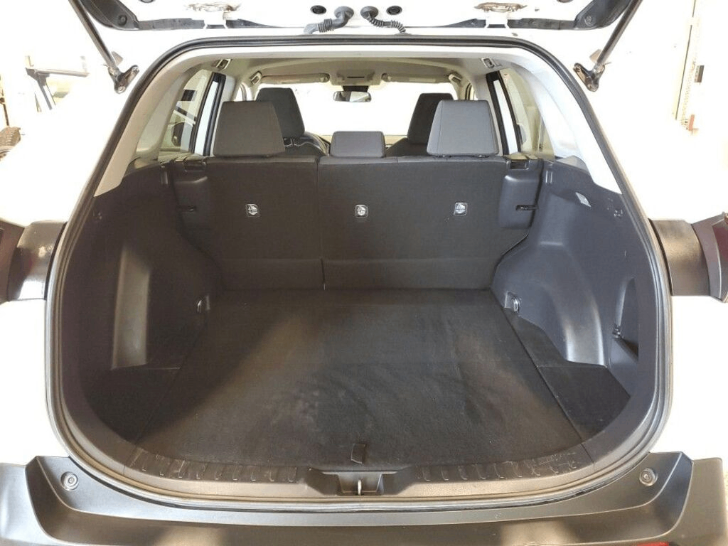2021 Toyota RAV4 LE AWD - photo 4